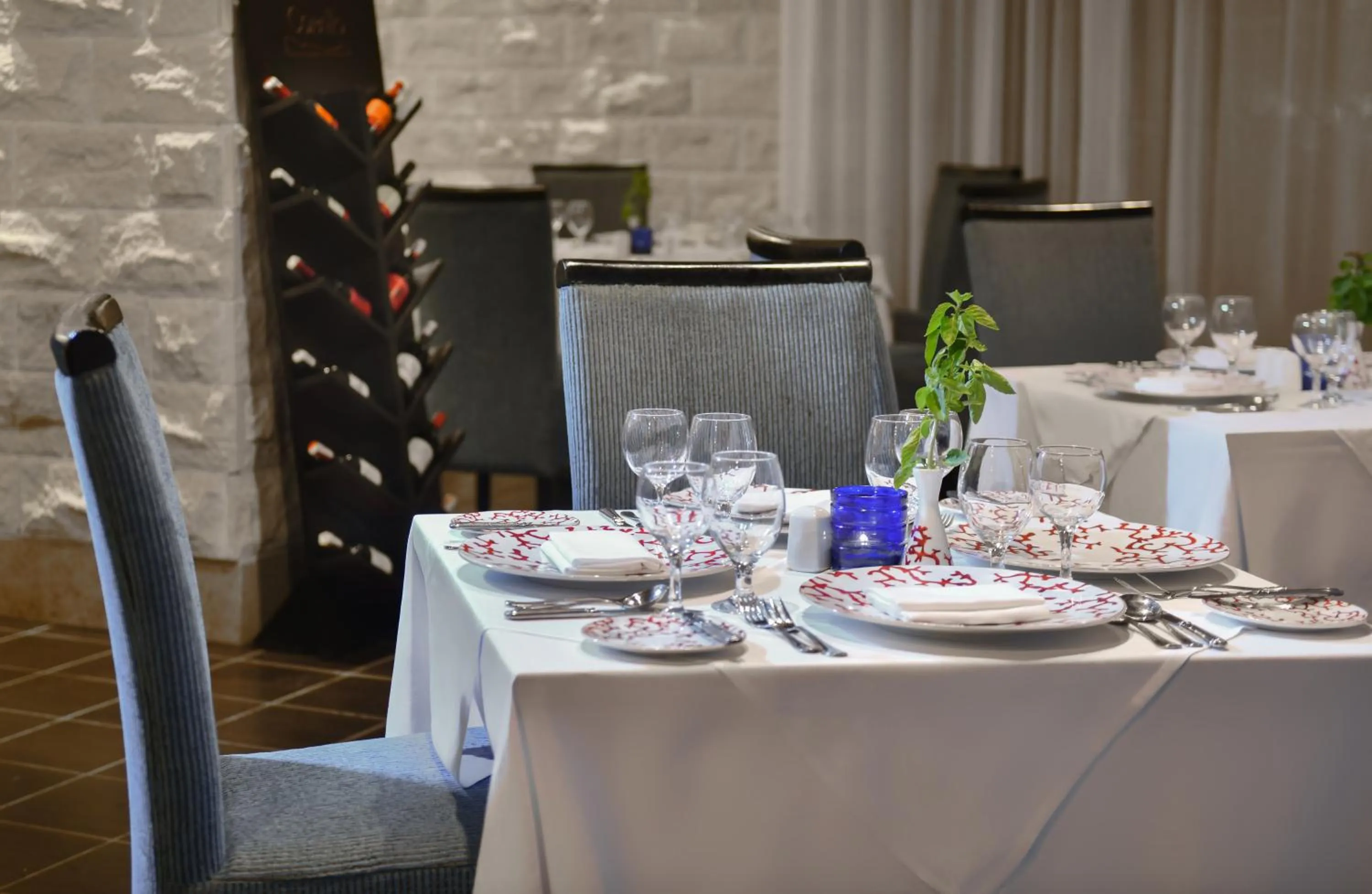 Restaurant/places to eat in JAZ Aquamarine