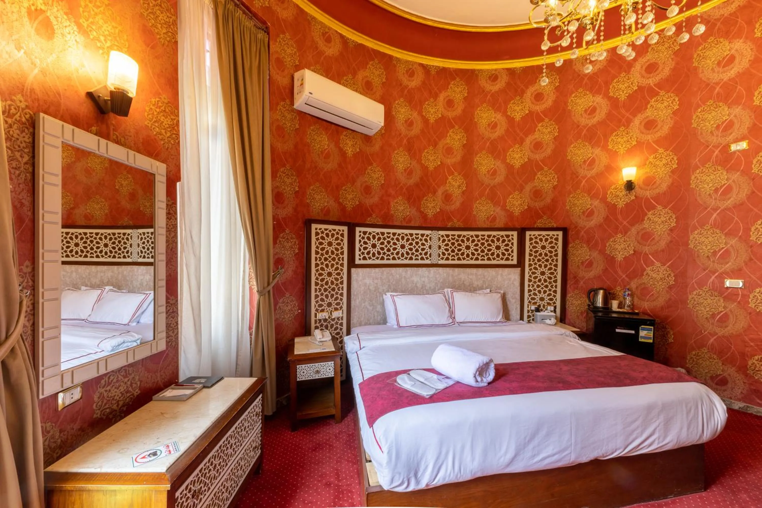 Bedroom, Bed in Cairo Inn