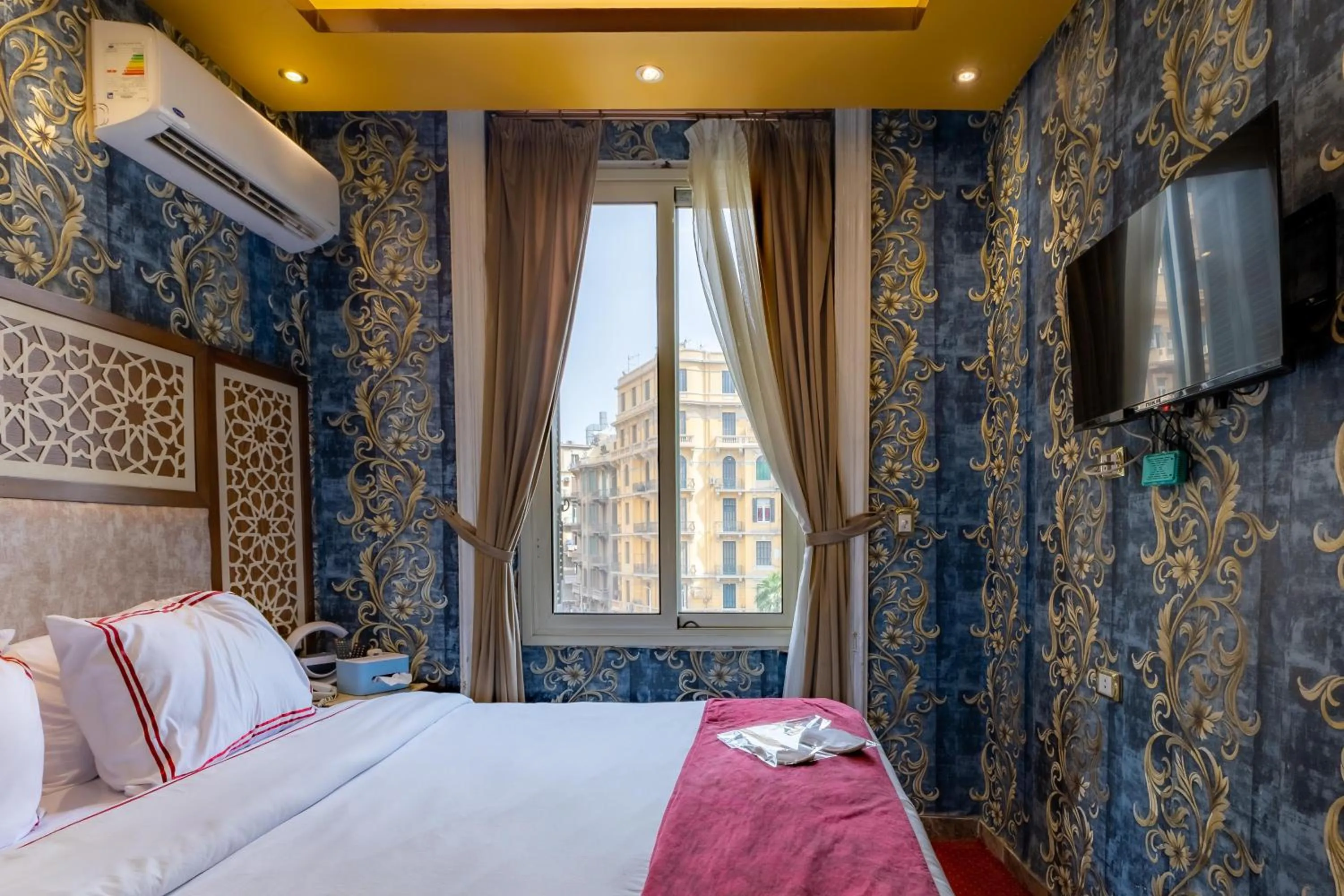 View (from property/room), Bed in Cairo Inn