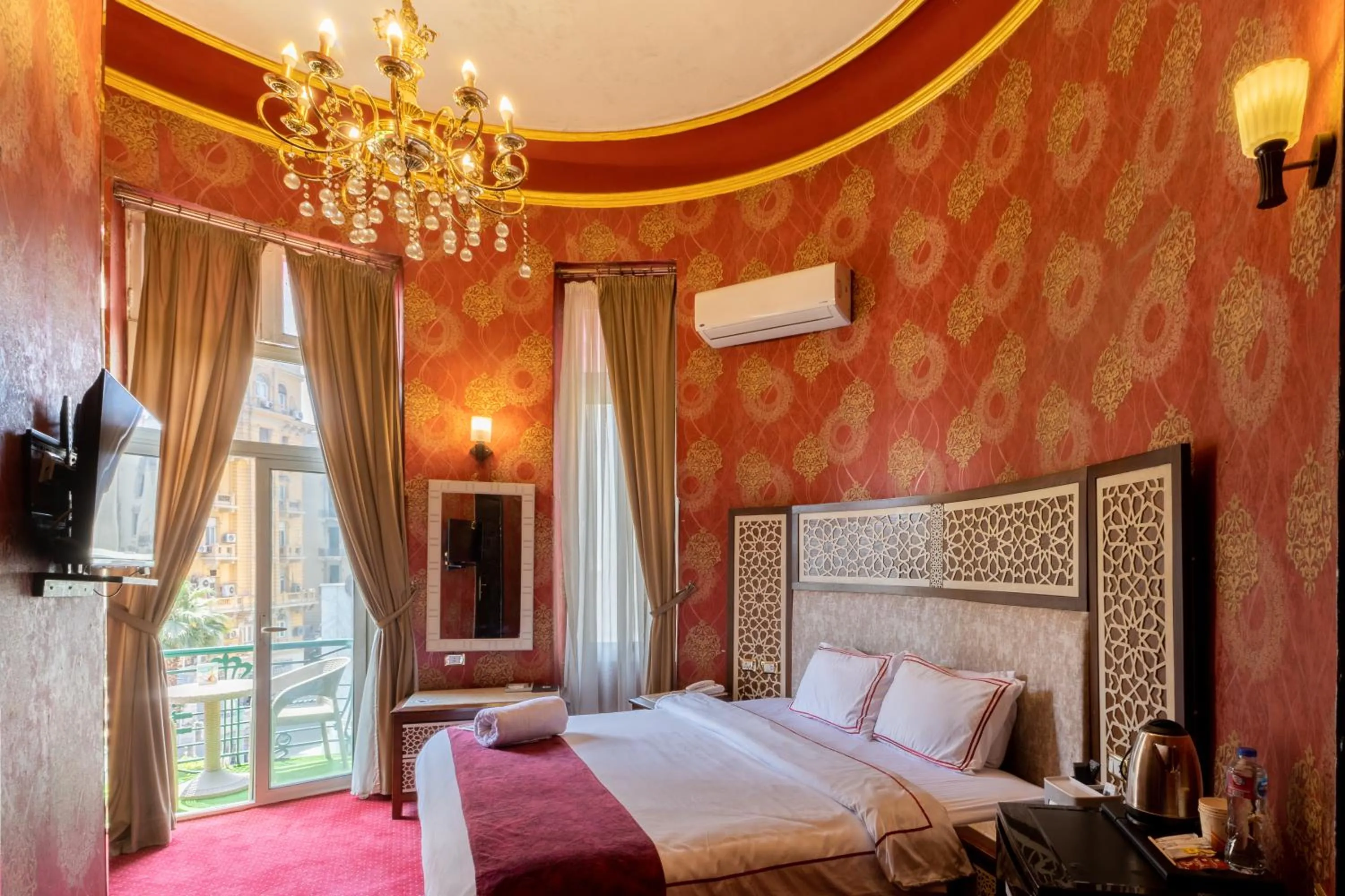 Bedroom, Bed in Cairo Inn