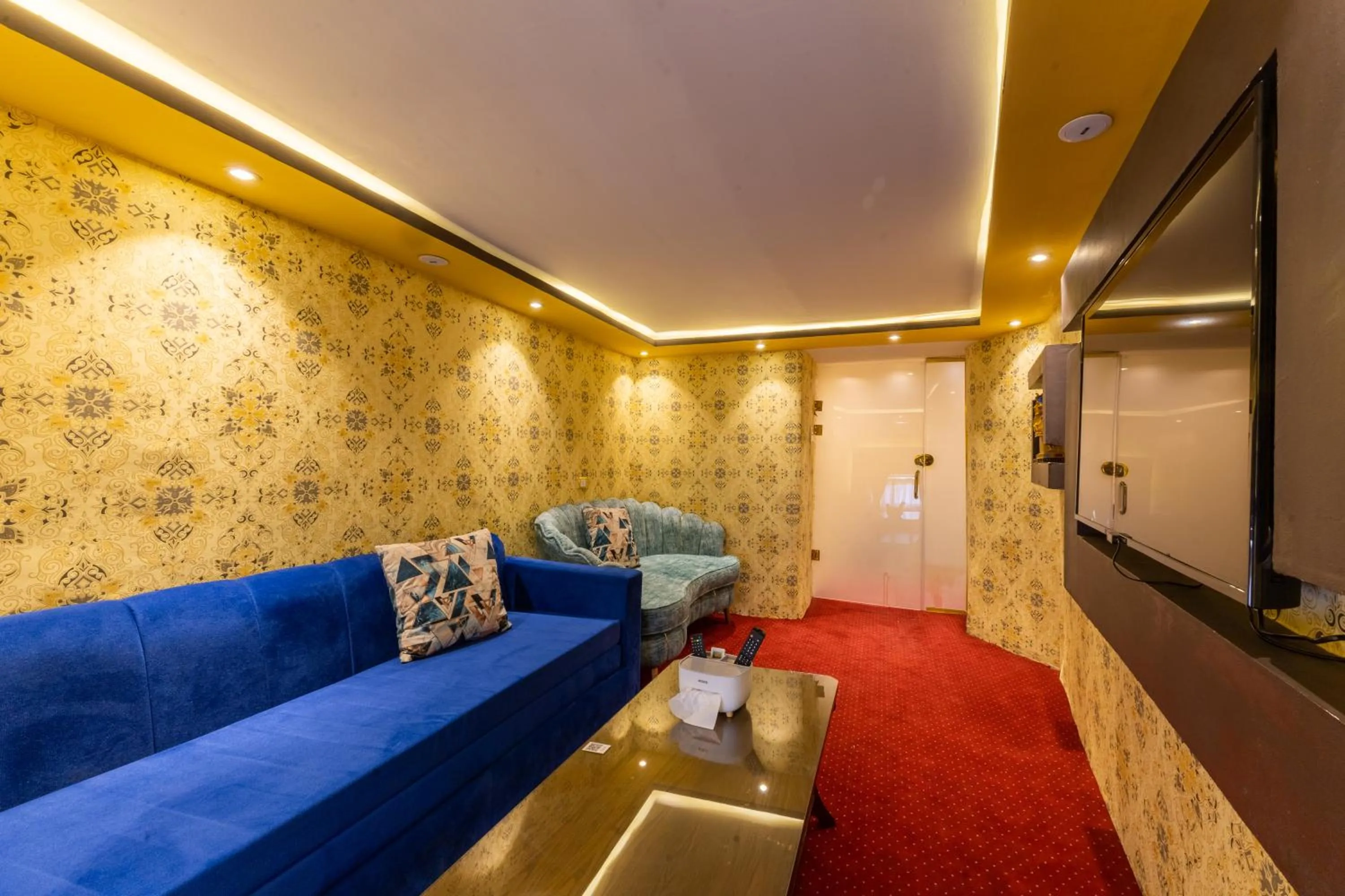 Living room in Cairo Inn