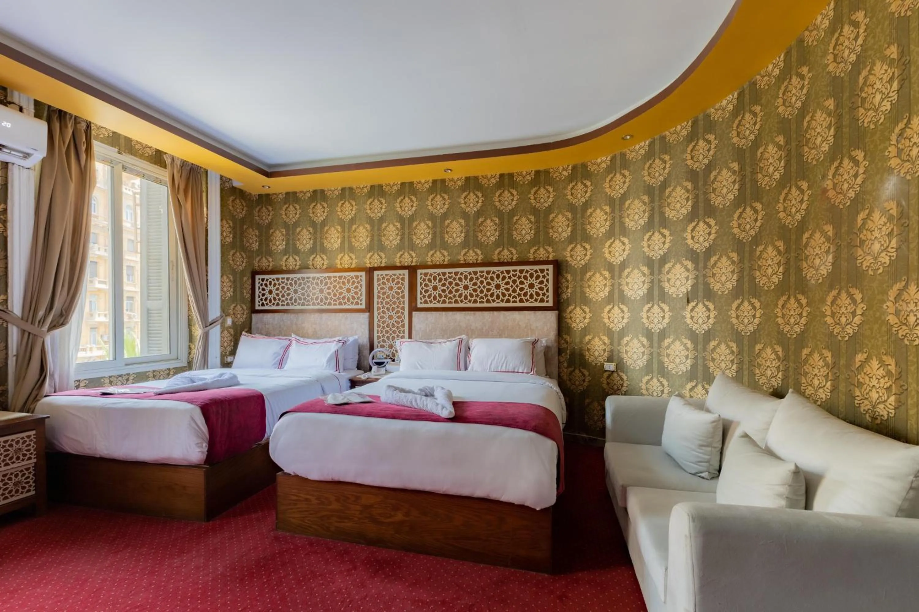 Bedroom, Bed in Cairo Inn