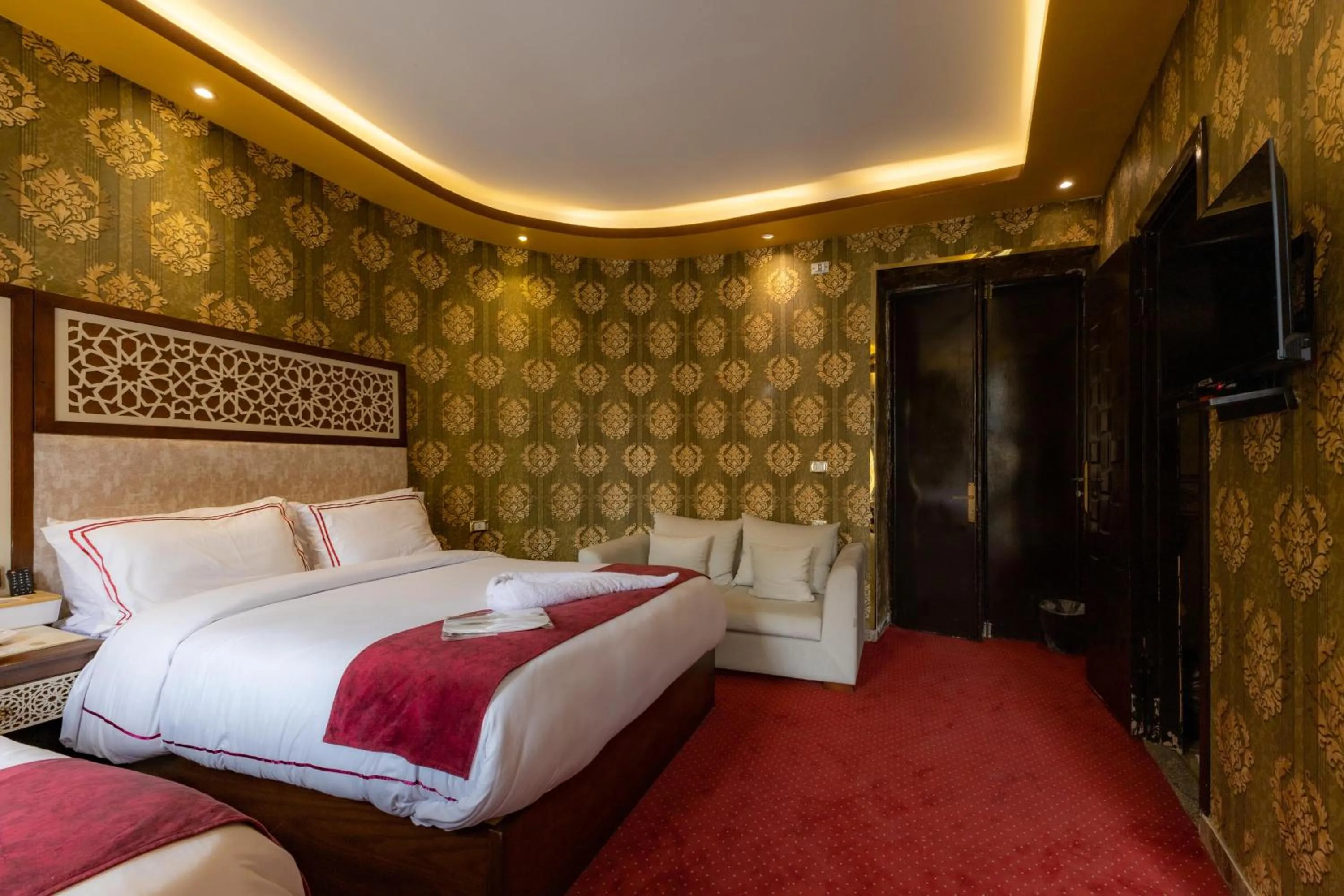 Bedroom, Bed in Cairo Inn