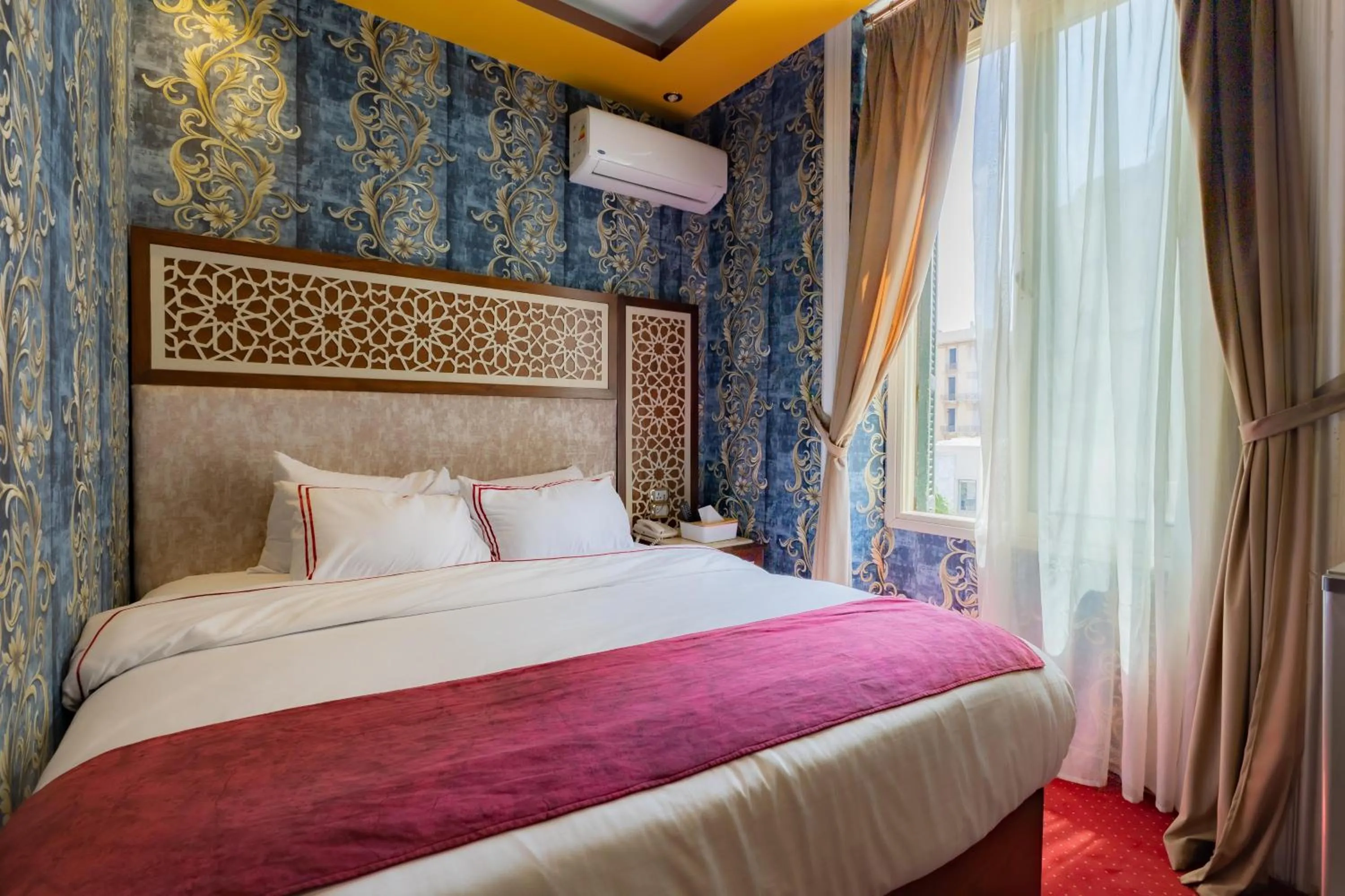 Bedroom, Bed in Cairo Inn