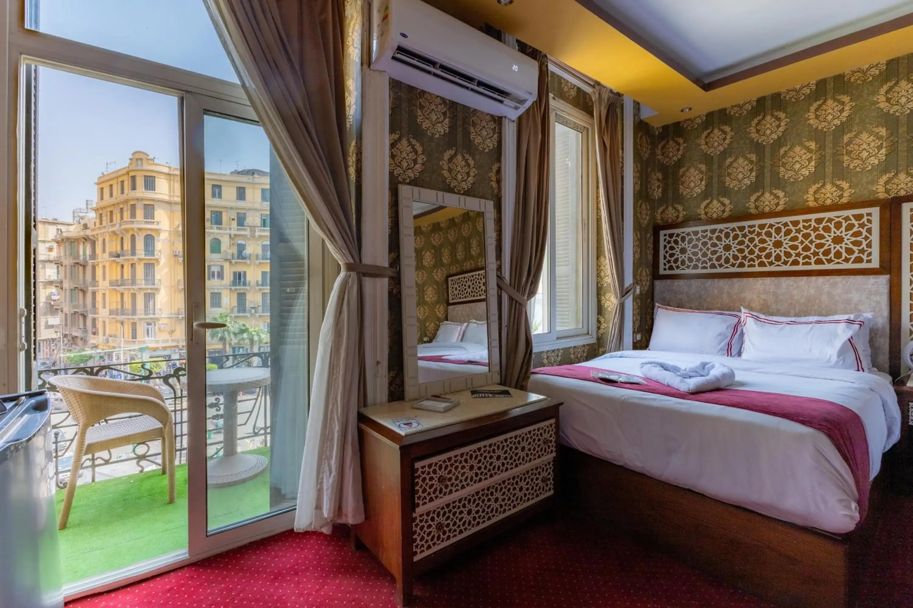 View (from property/room), Bed in Cairo Inn View (from property/room), Bed in Cairo Inn