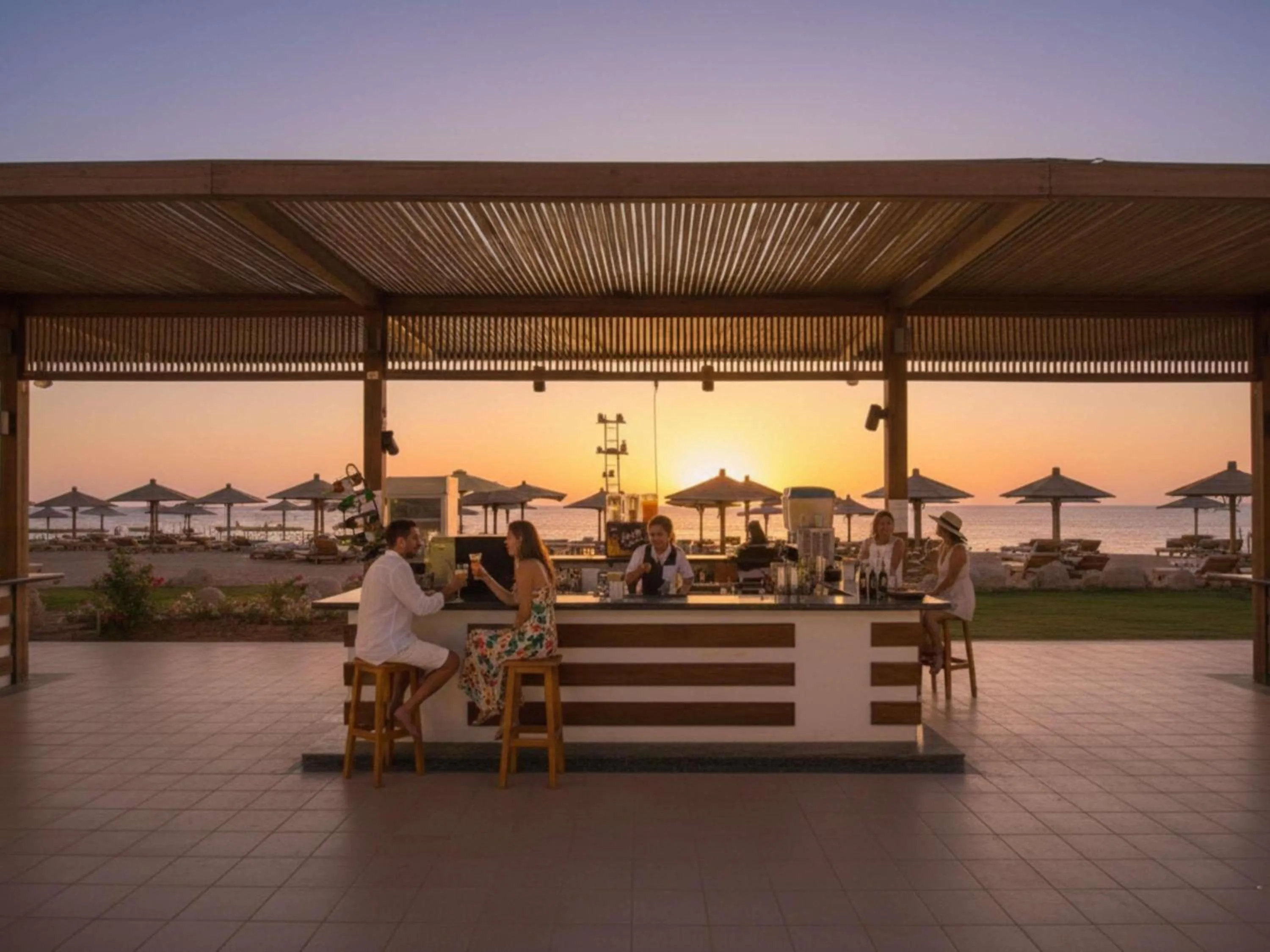 Lounge or bar in Naama Bay Promenade Beach Resort Managed By Accor