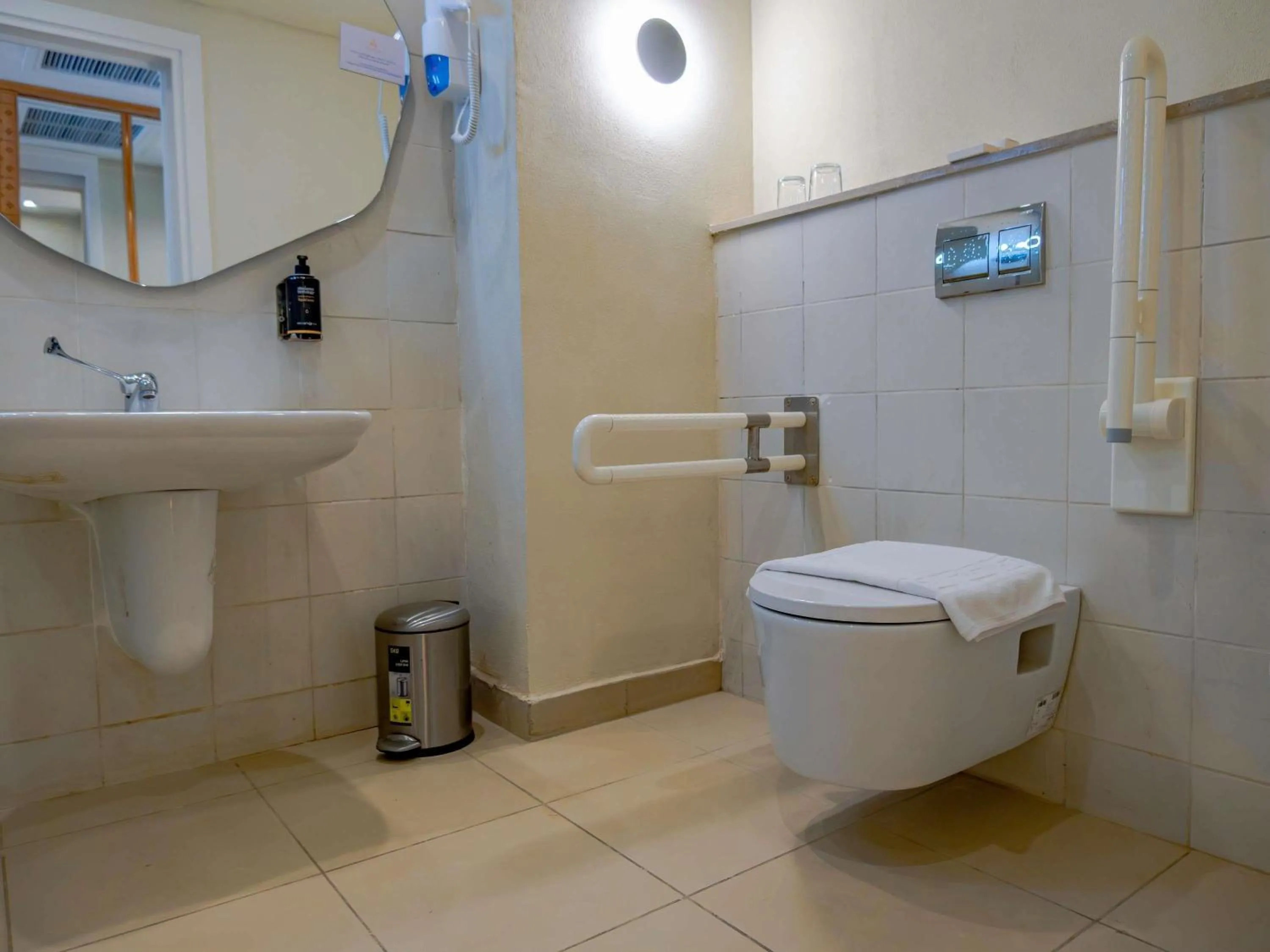 Toilet in Naama Bay Promenade Beach Resort Managed By Accor