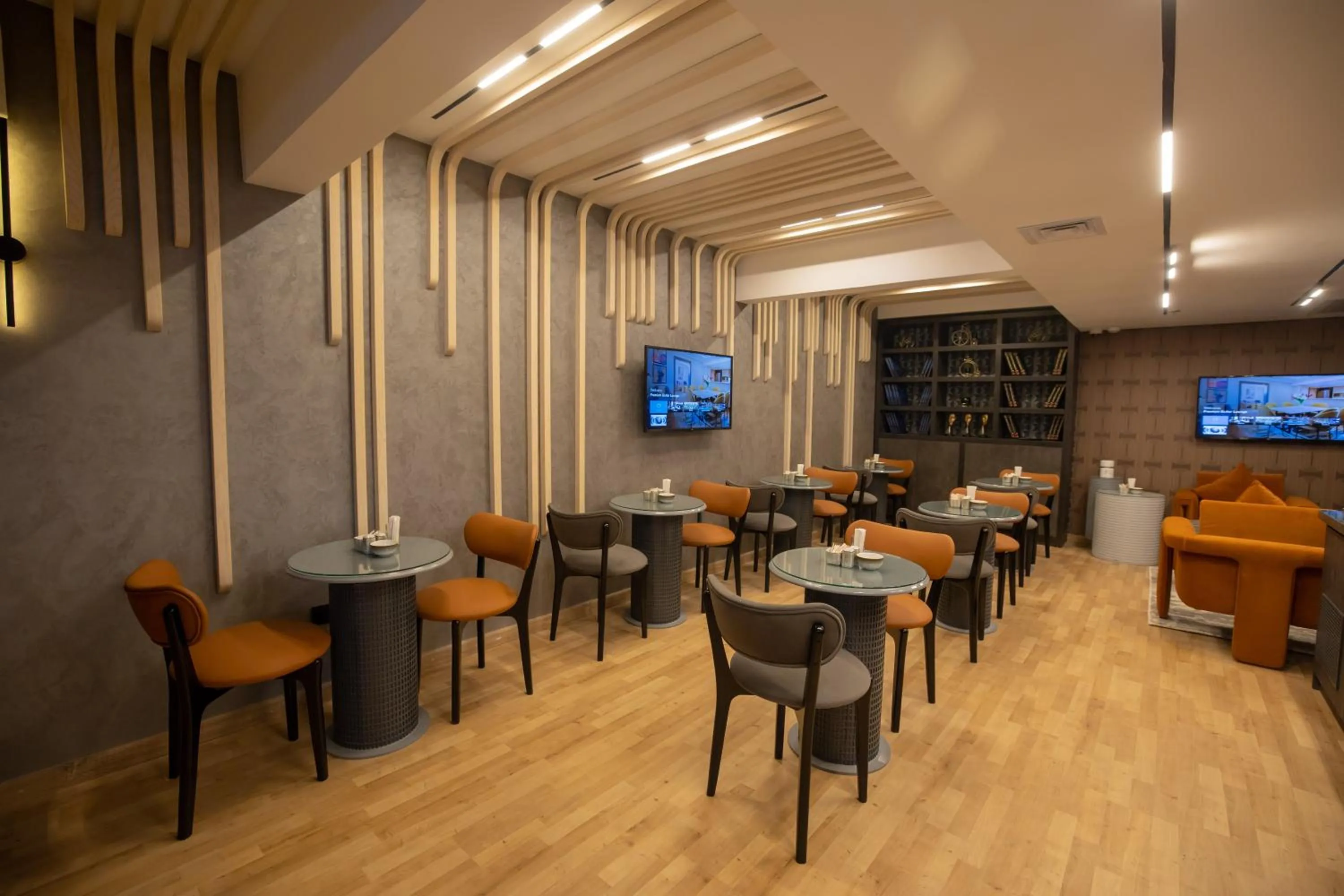 Lounge or bar in Le Passage Cairo Hotel & Casino