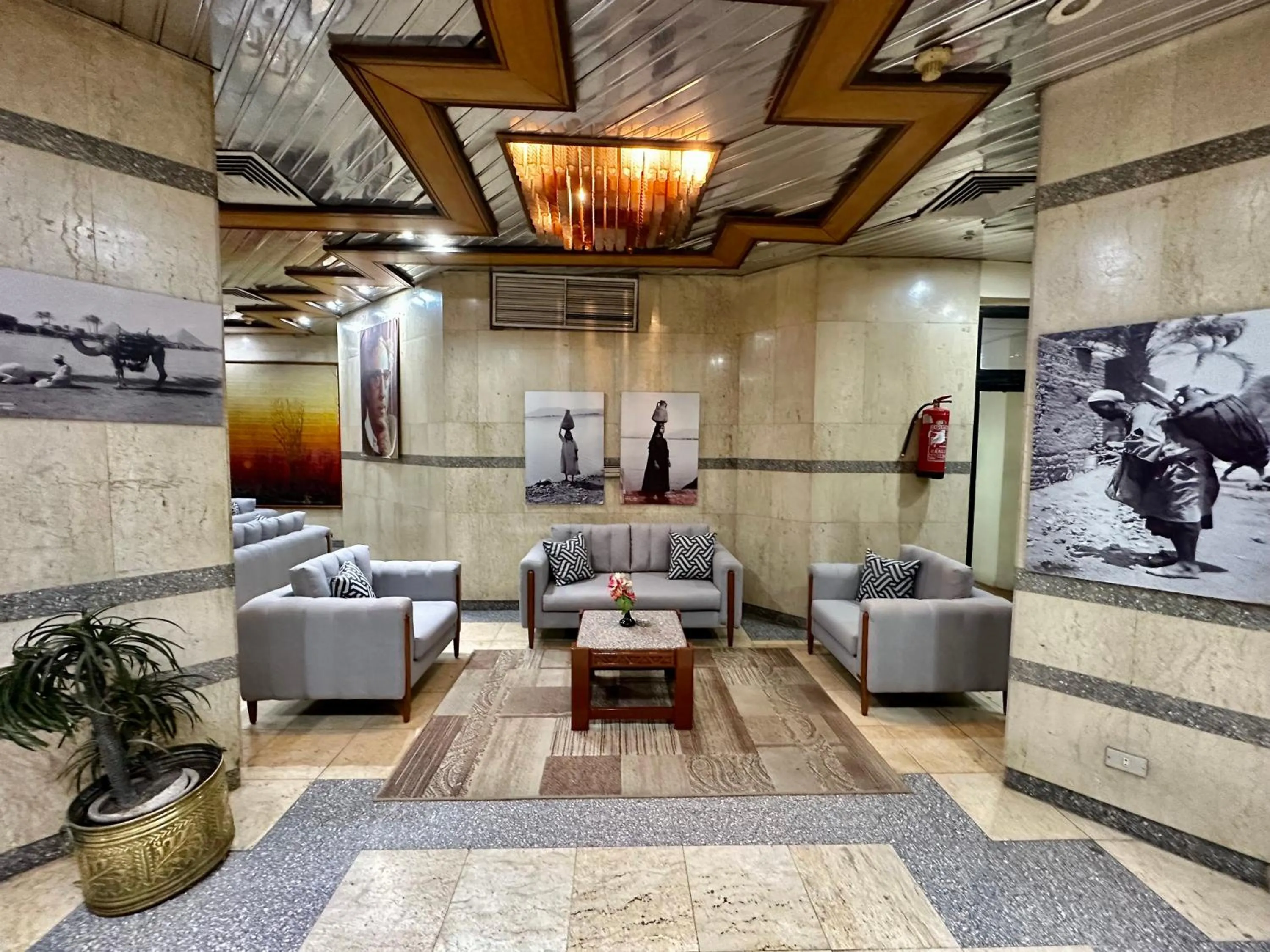 Lobby or reception in Gaddis Hotel, Suites and Apartments