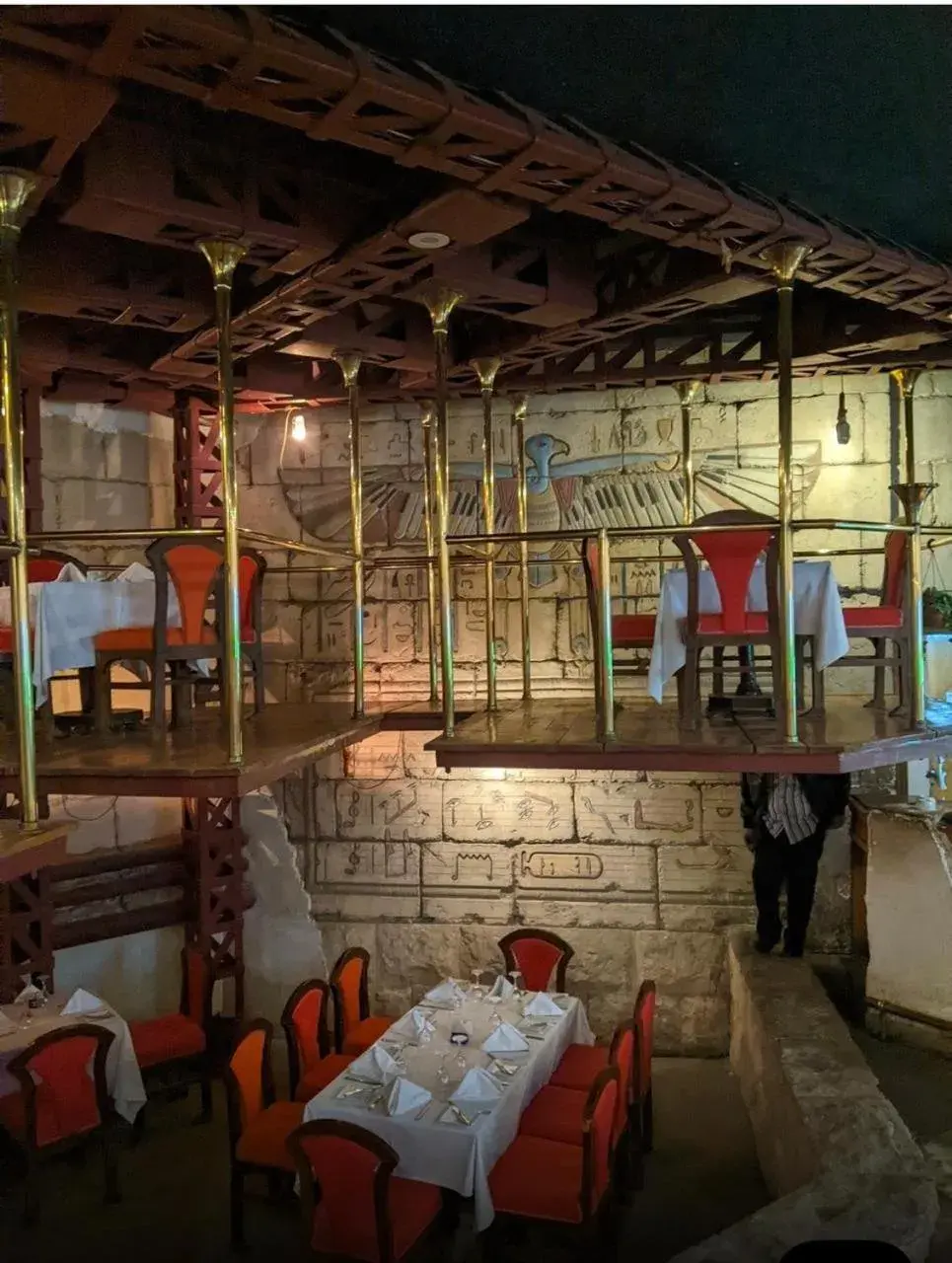 Restaurant/places to eat in Gaddis Hotel, Suites and Apartments Restaurant/places to eat in Gaddis Hotel, Suites and Apartments