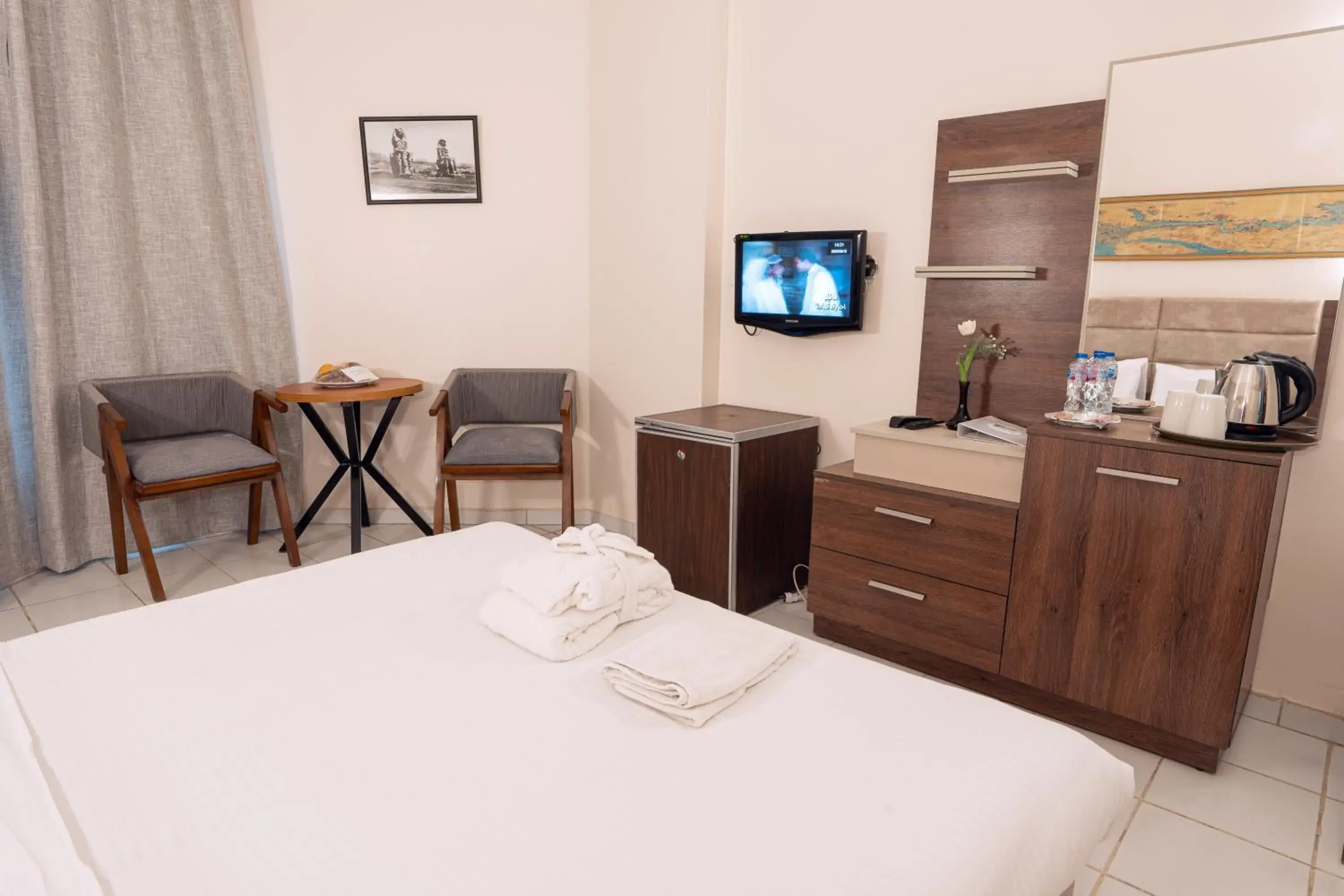 Bed in Gaddis Hotel, Suites and Apartments Bed in Gaddis Hotel, Suites and Apartments