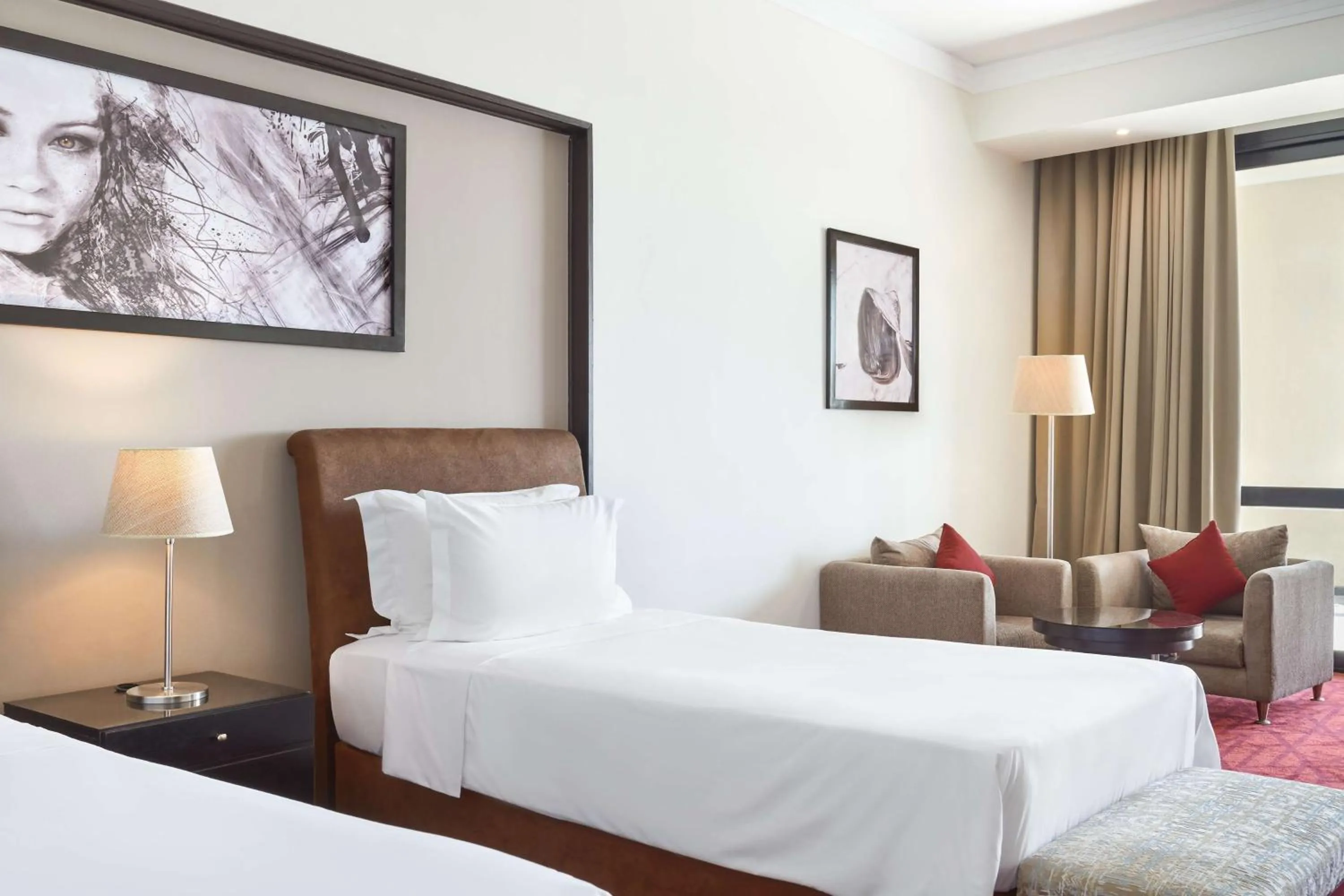 Bedroom, Bed in Radisson Blu Hotel & Convention Center, Alexandria