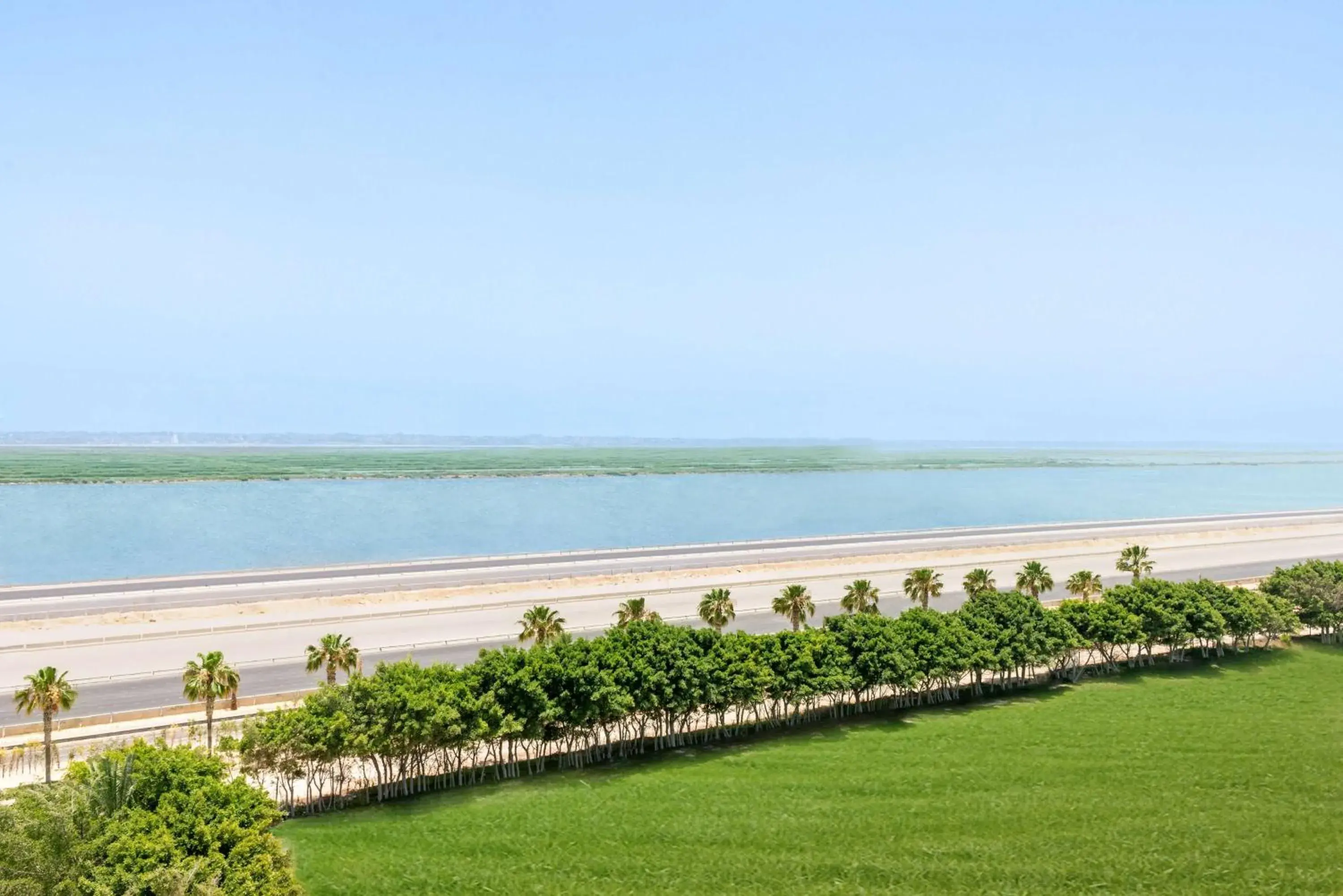 Property building in Radisson Blu Hotel & Convention Center, Alexandria Property building in Radisson Blu Hotel & Convention Center, Alexandria