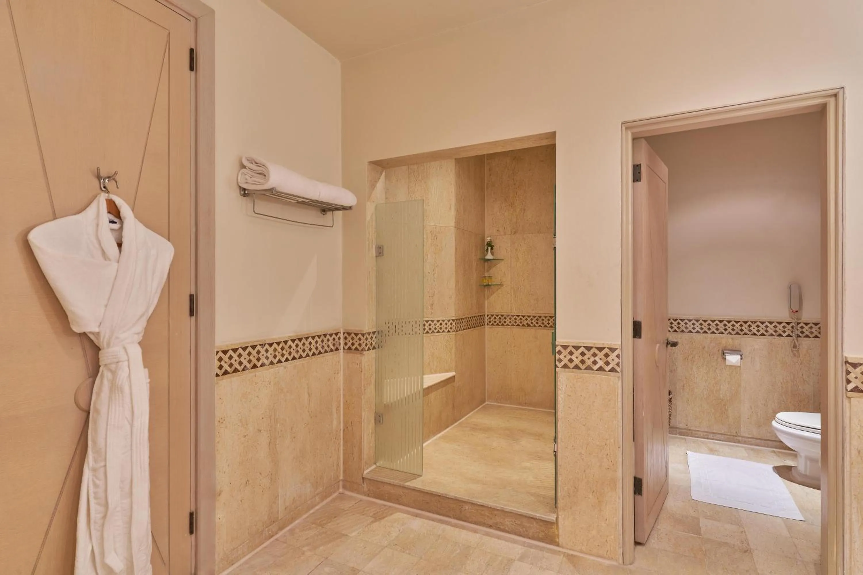 Shower in The Bayview Taba Heights Resort