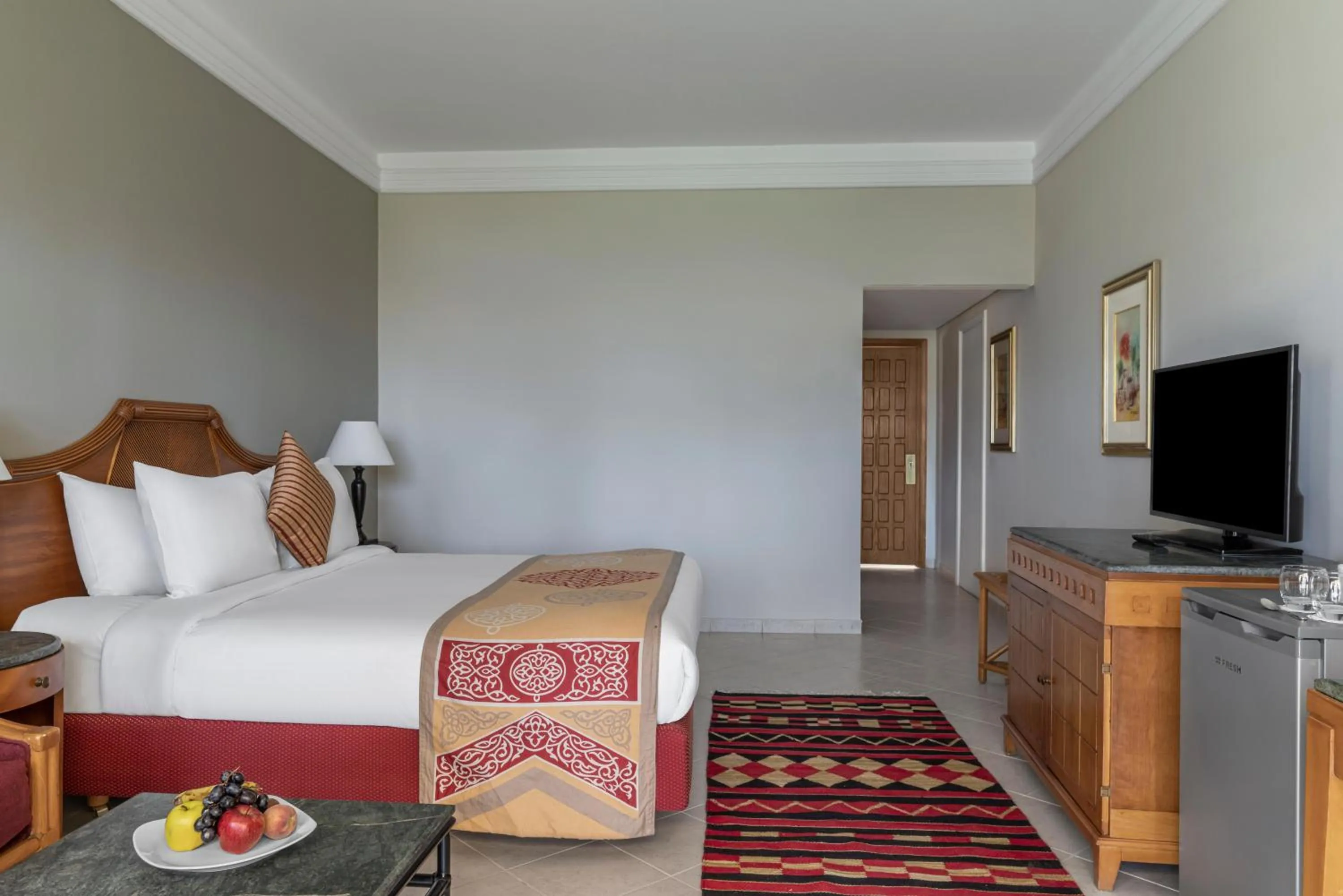 Photo of the whole room in The Bayview Taba Heights Resort