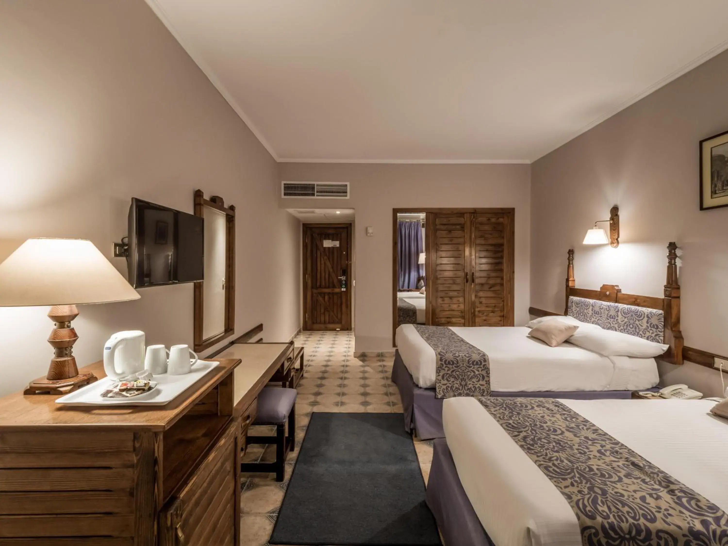 TV and multimedia, Bed in Sunny Days Palma De Mirette Resort & Spa TV and multimedia, Bed in Sunny Days Palma De Mirette Resort & Spa