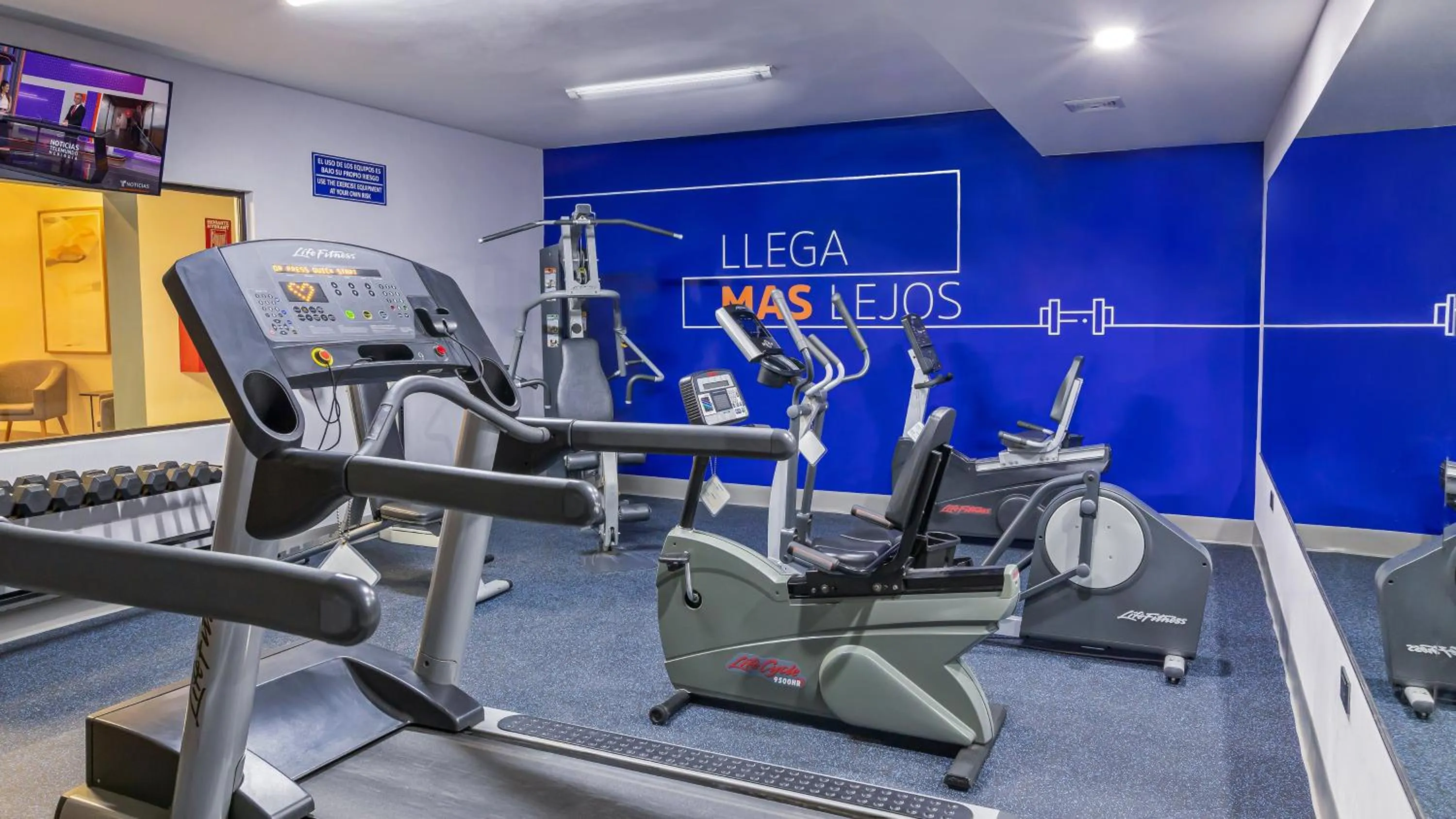 Fitness centre/facilities in Holiday Inn Express Chihuahua by IHG