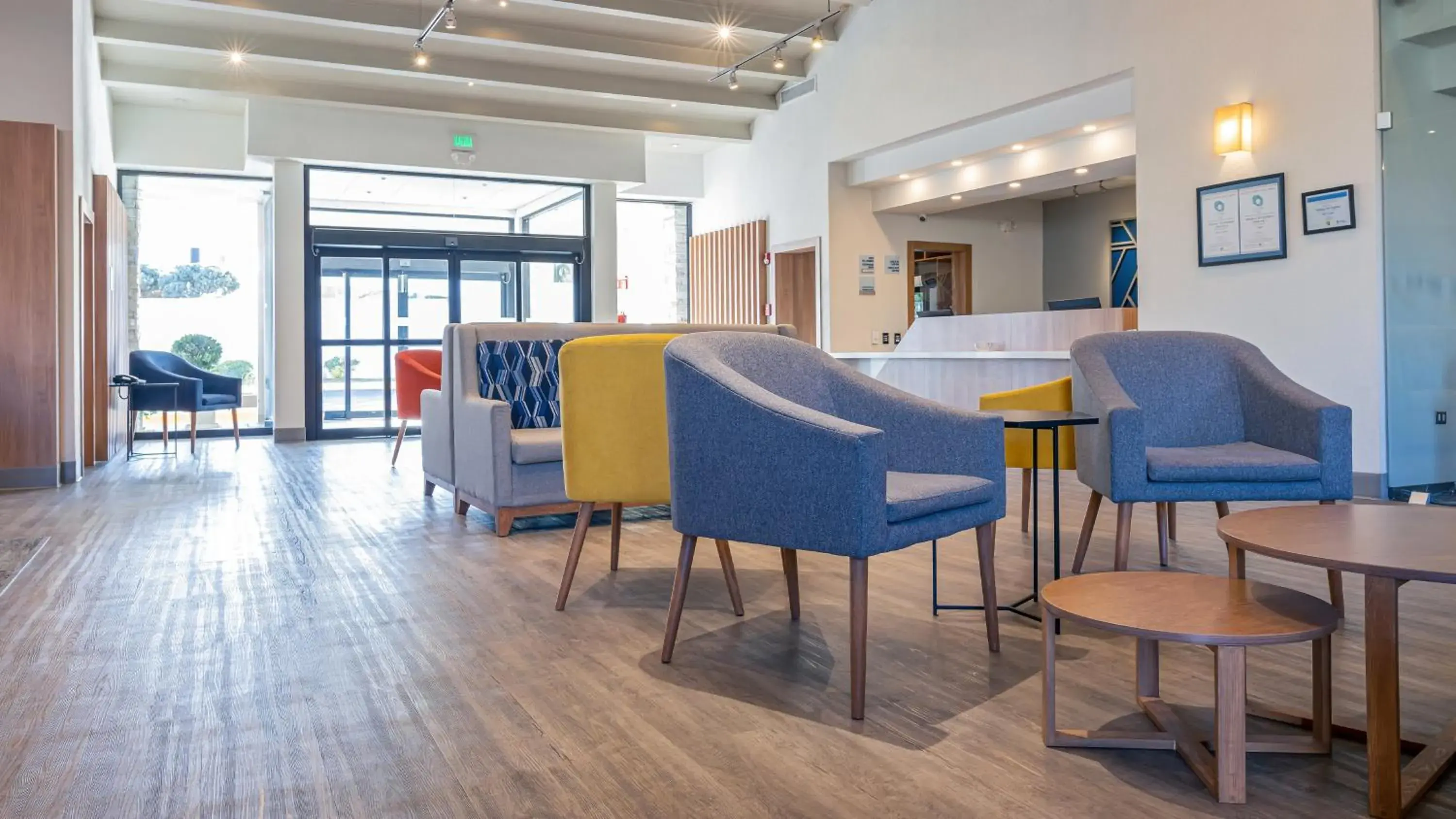 Property building in Holiday Inn Express Chihuahua by IHG Property building in Holiday Inn Express Chihuahua by IHG