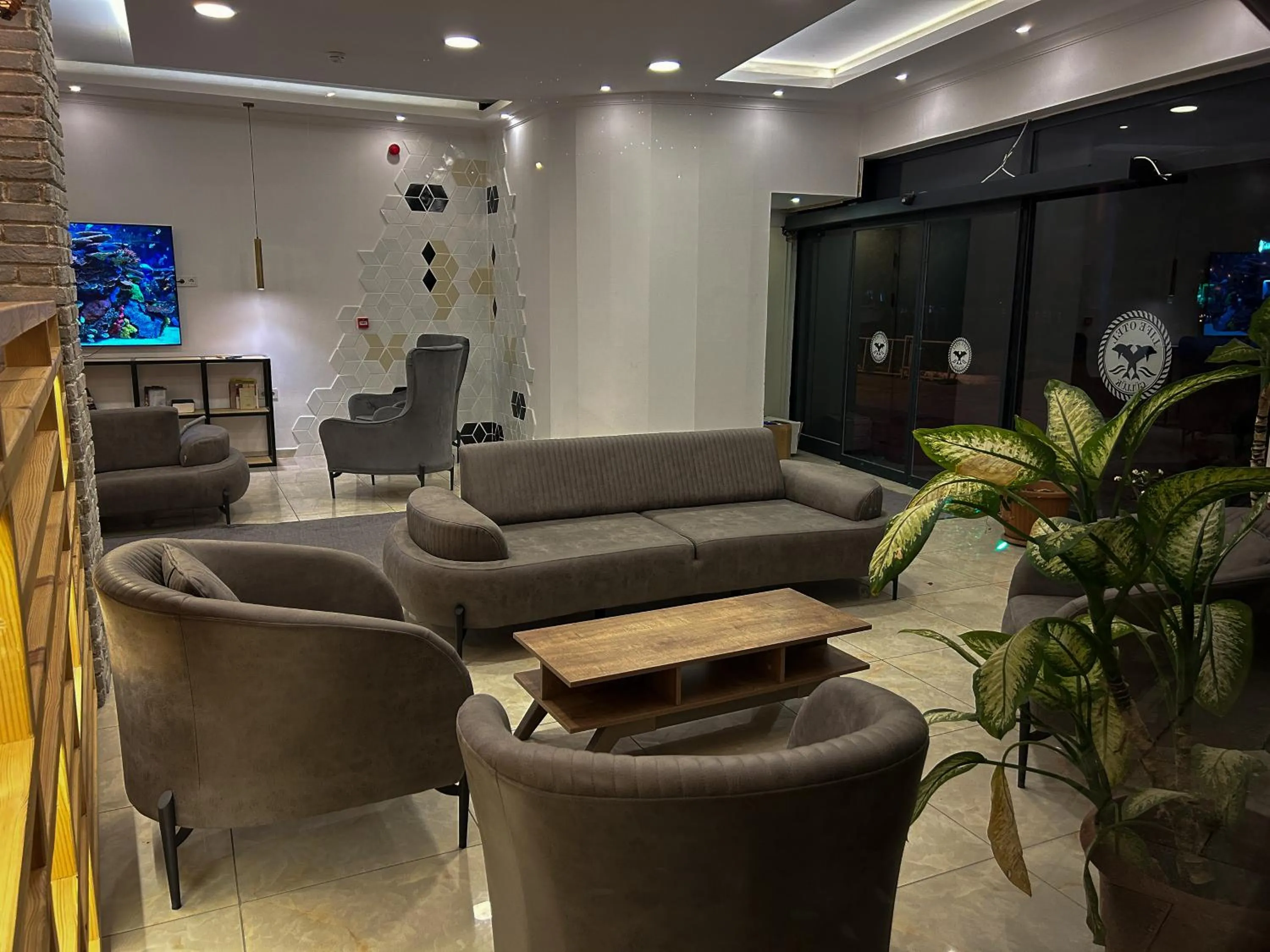 TV and multimedia in Gulluk Life Hotel