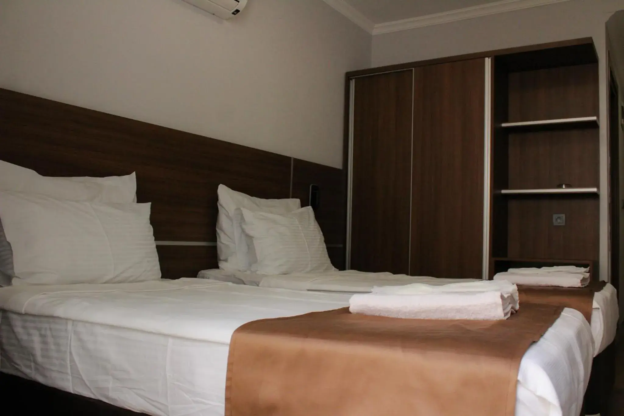 Economy Double Room in Gulluk Life Hotel Economy Double Room in Gulluk Life Hotel
