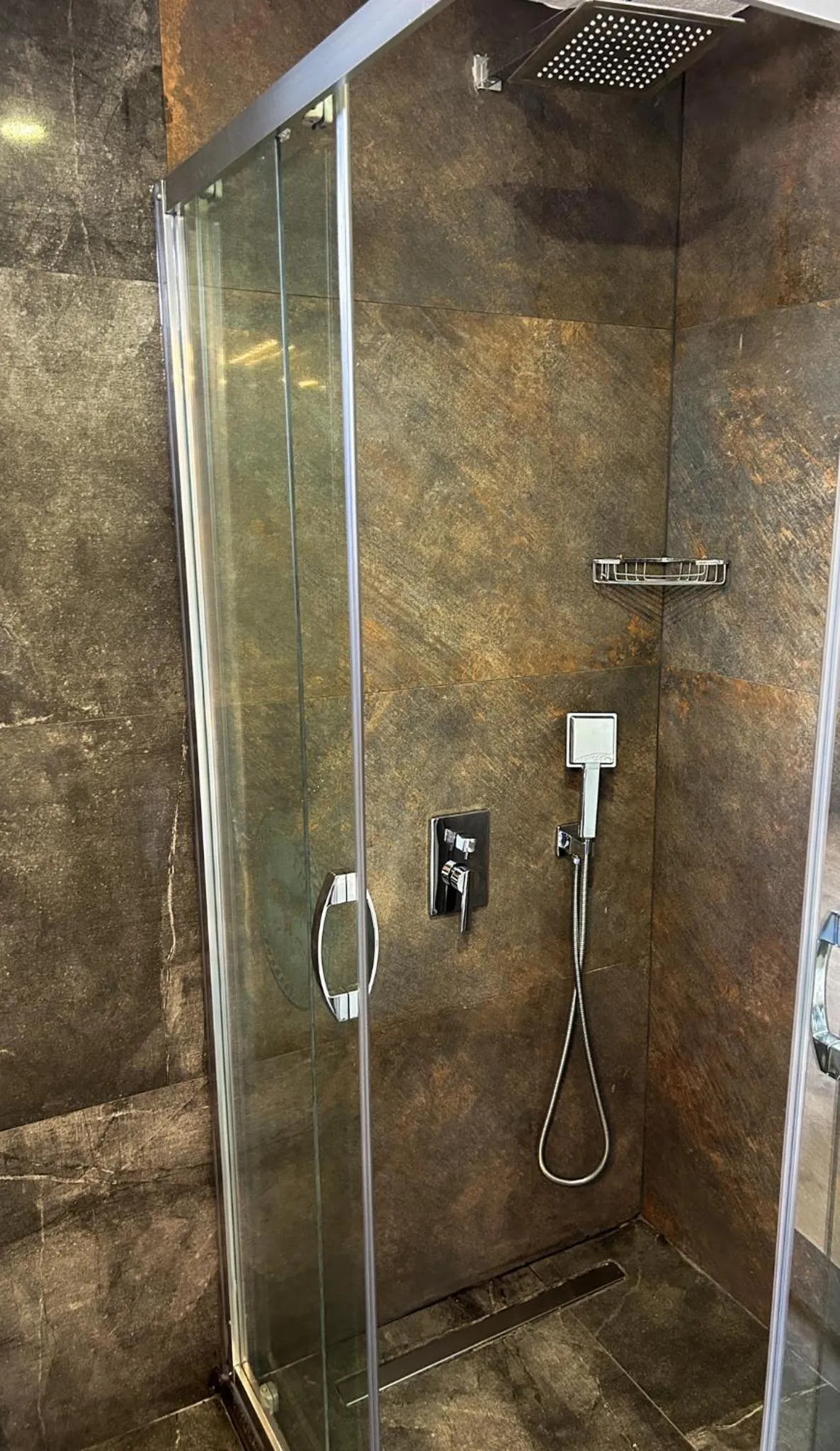 Shower in Gulluk Life Hotel