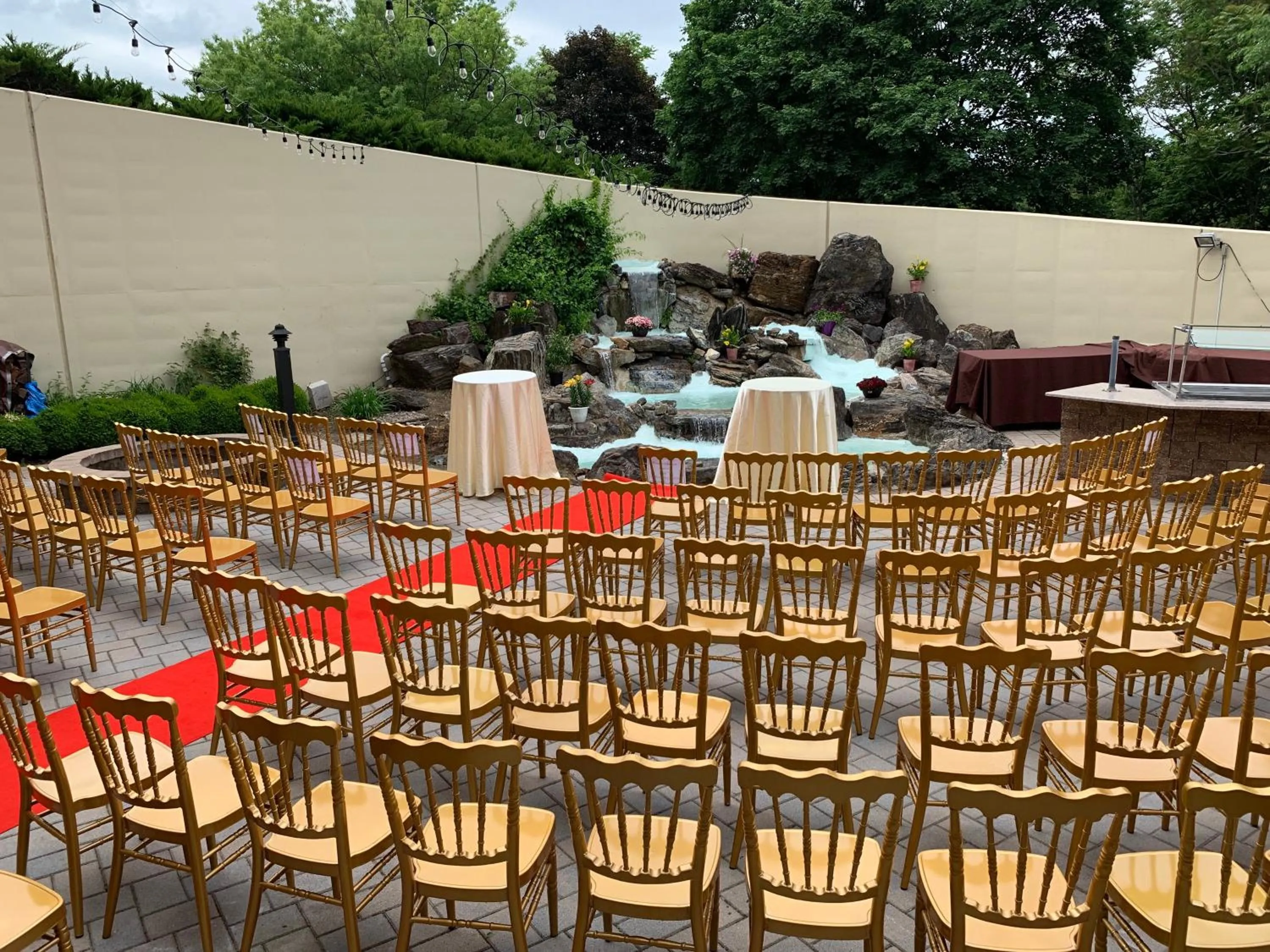 Meeting/conference room in Liyo Inn