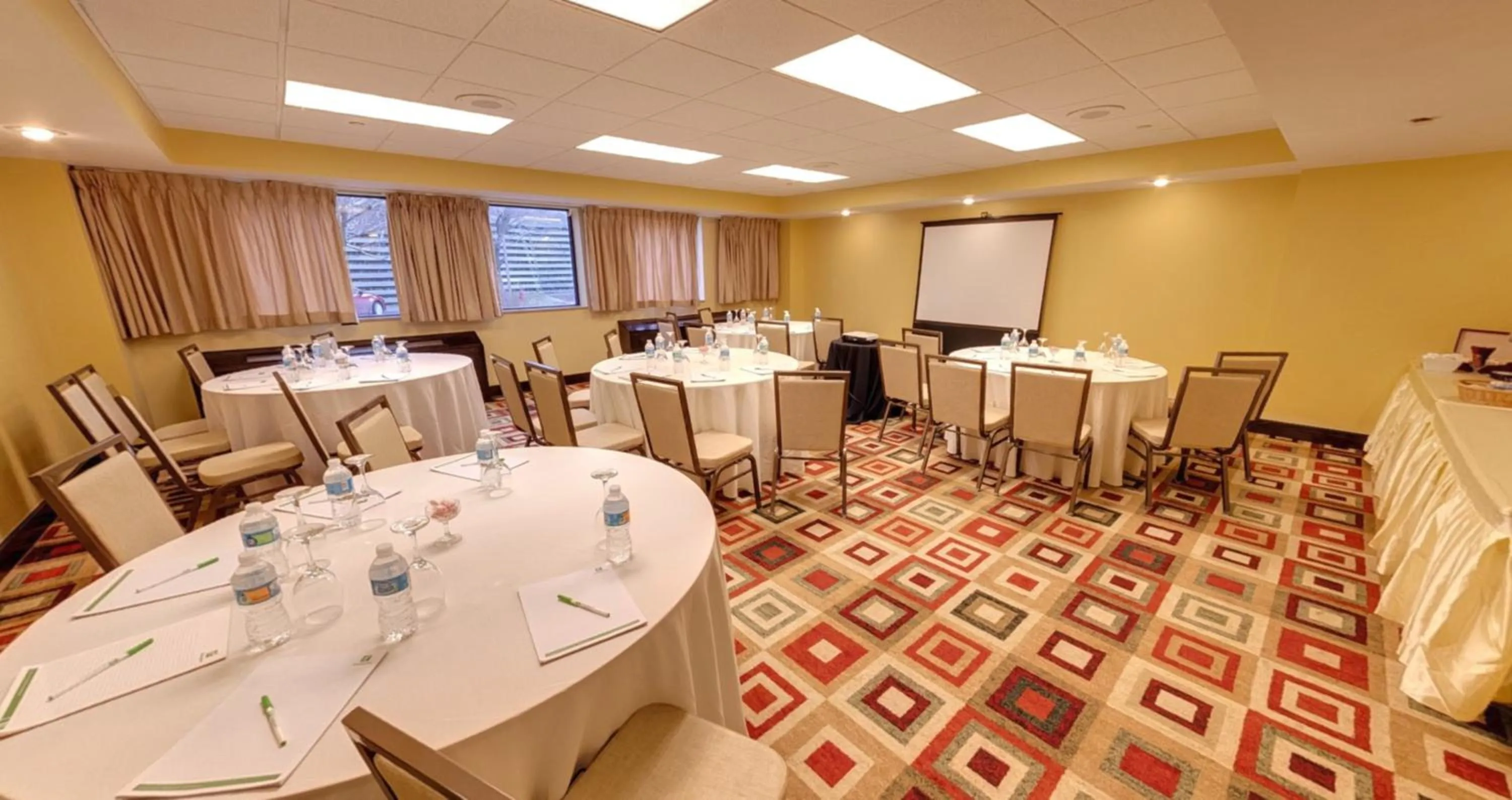 Meeting/conference room in Liyo Inn