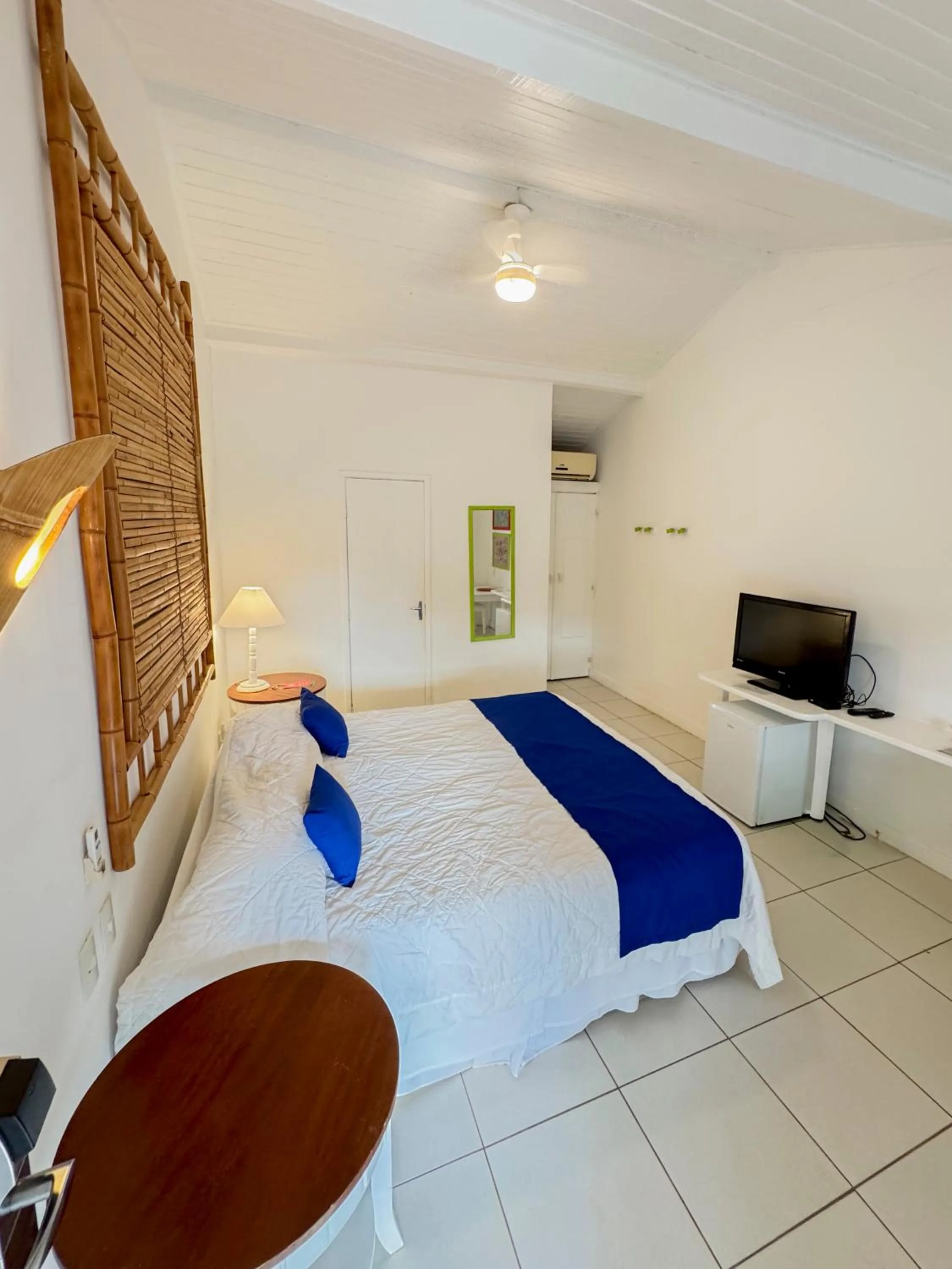 Bedroom, Bed in Pousada Bucaneiro