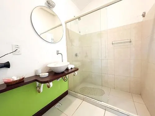 Bathroom in Pousada Bucaneiro