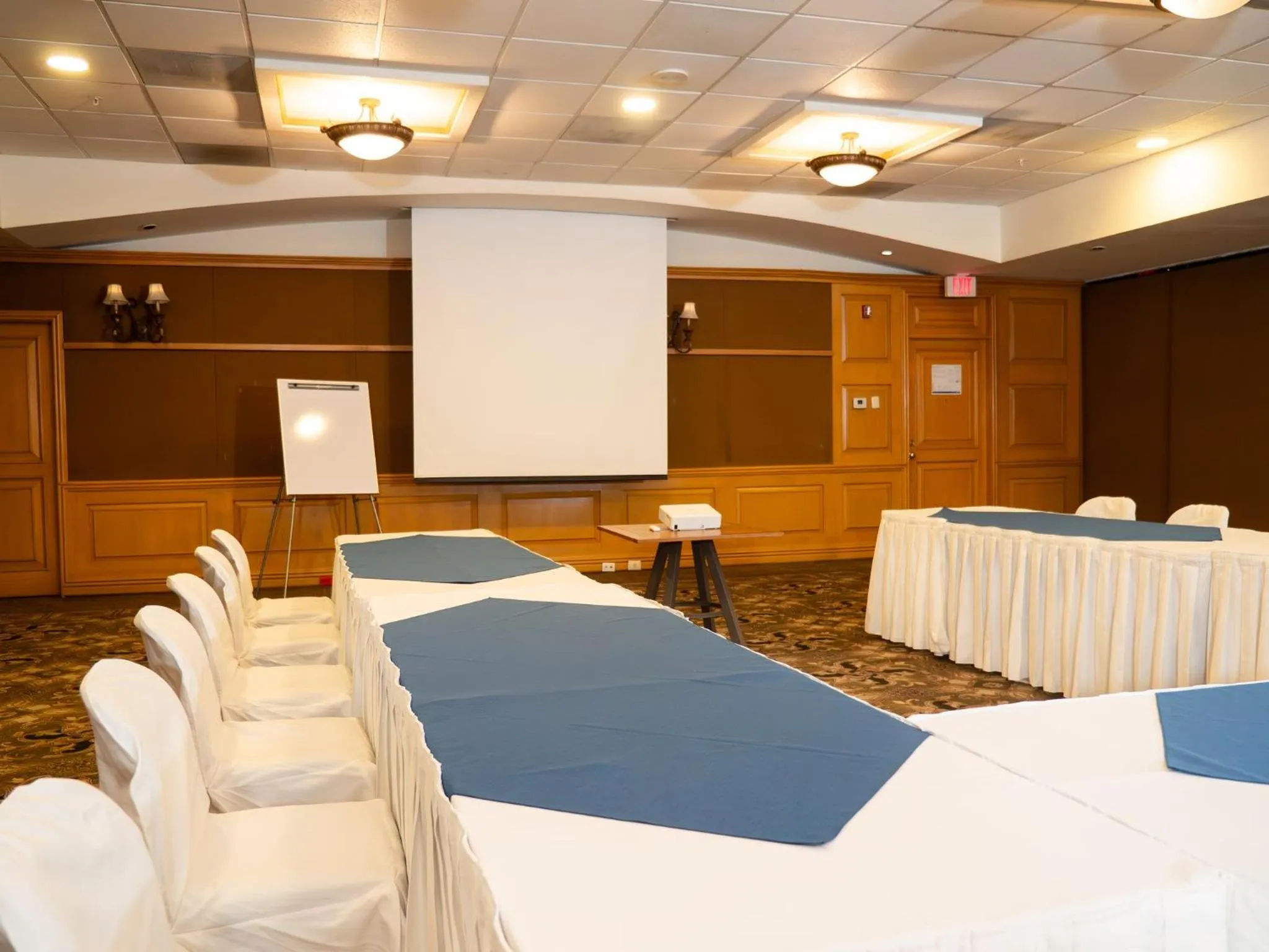 Meeting/conference room in Holiday Inn Express Silao-Aeropuerto Bajio by IHG