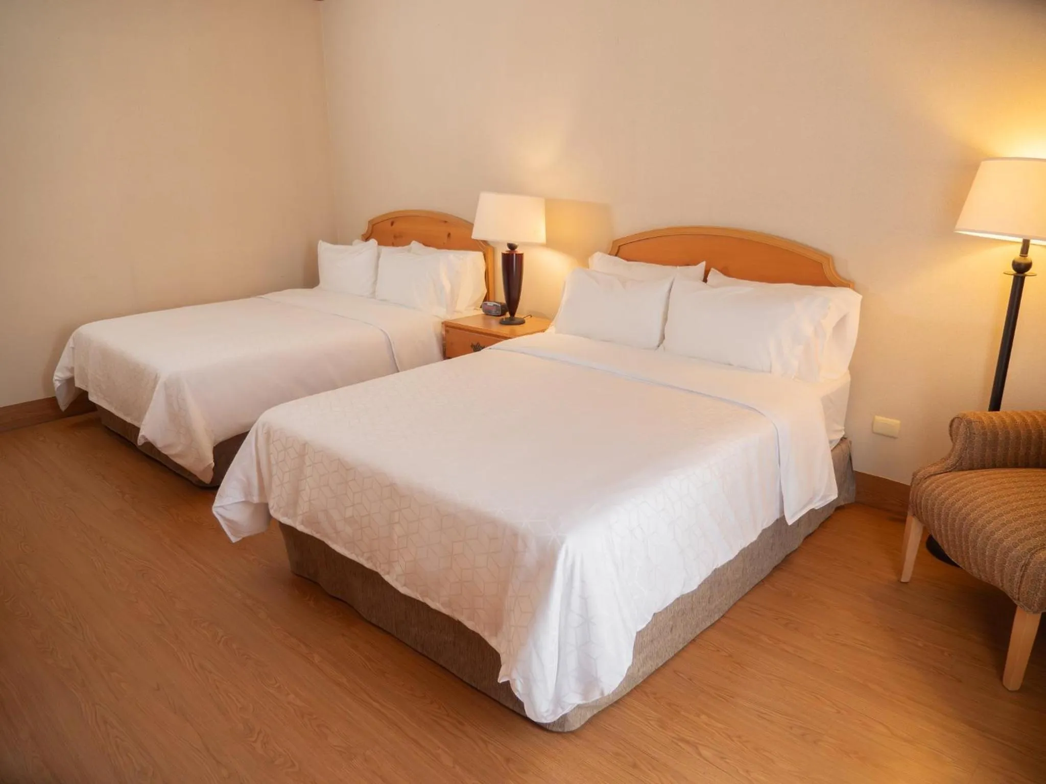 Photo of the whole room, Bed in Holiday Inn Express Silao-Aeropuerto Bajio by IHG