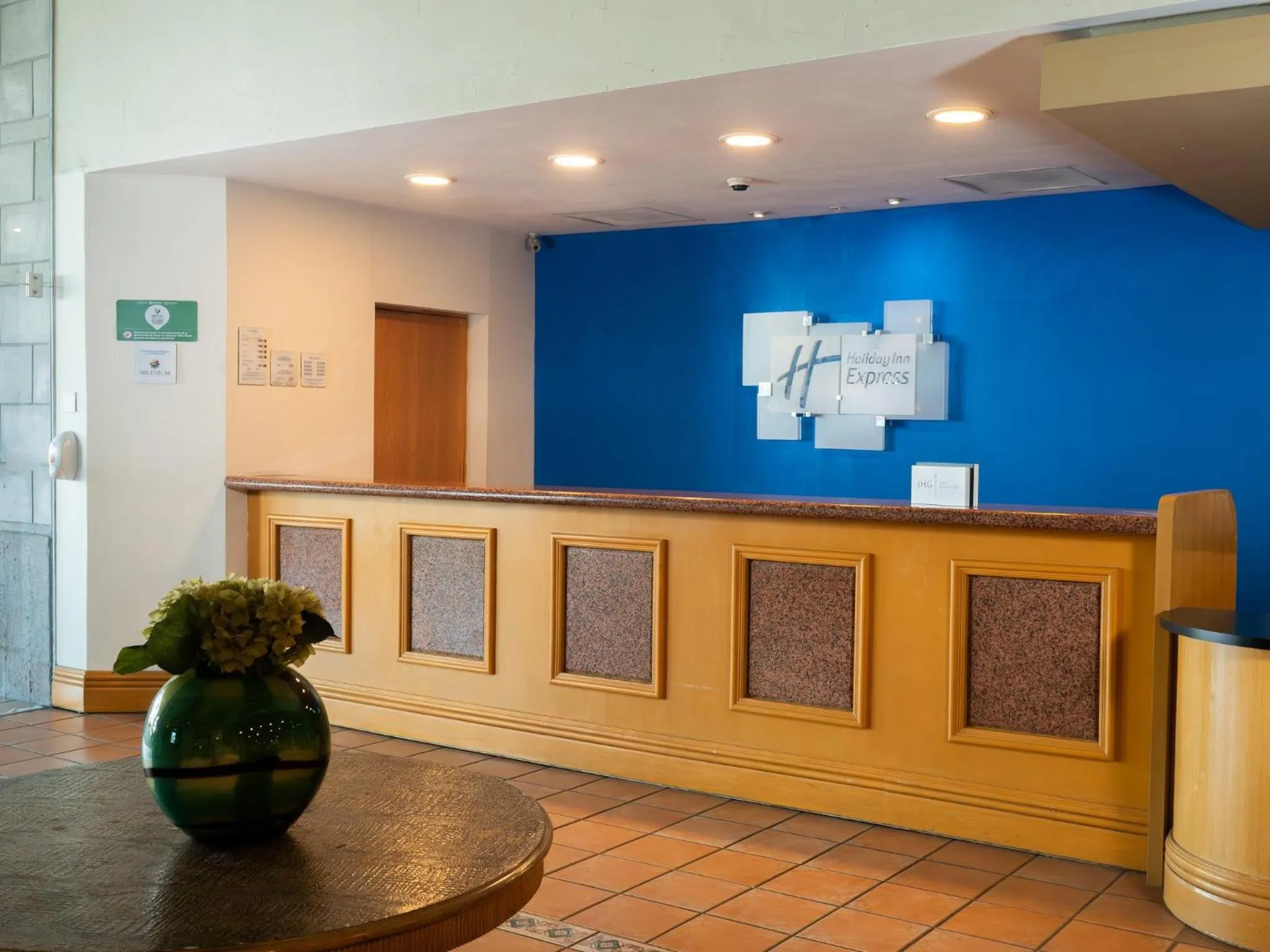 Property building in Holiday Inn Express Silao-Aeropuerto Bajio by IHG