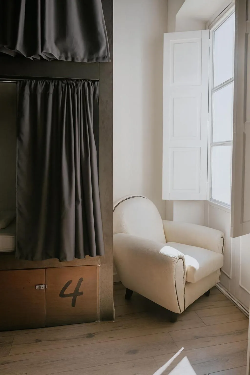 Bed in Black Swan Hostel Sevilla