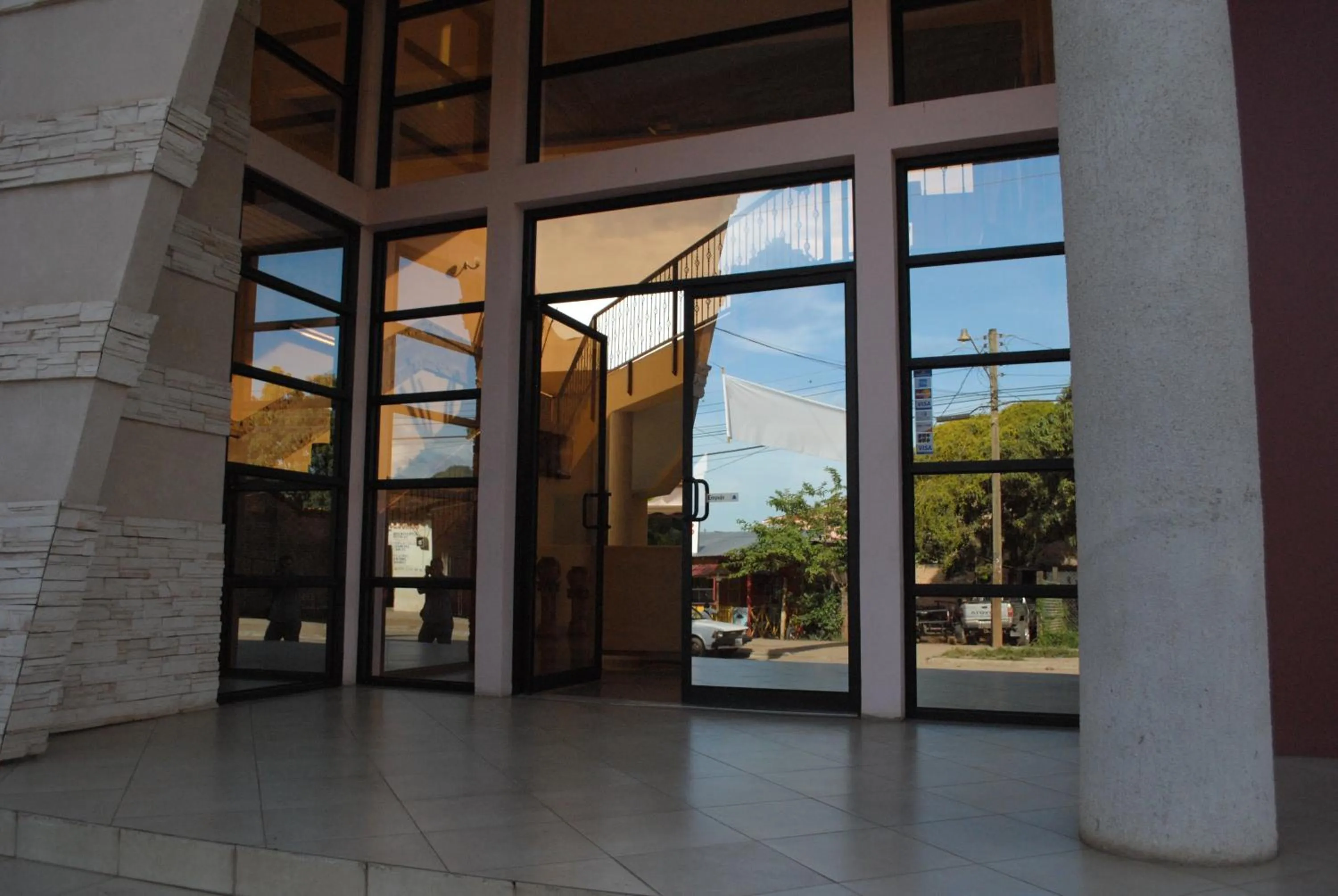 Facade/entrance in Hotel Plaza Maria