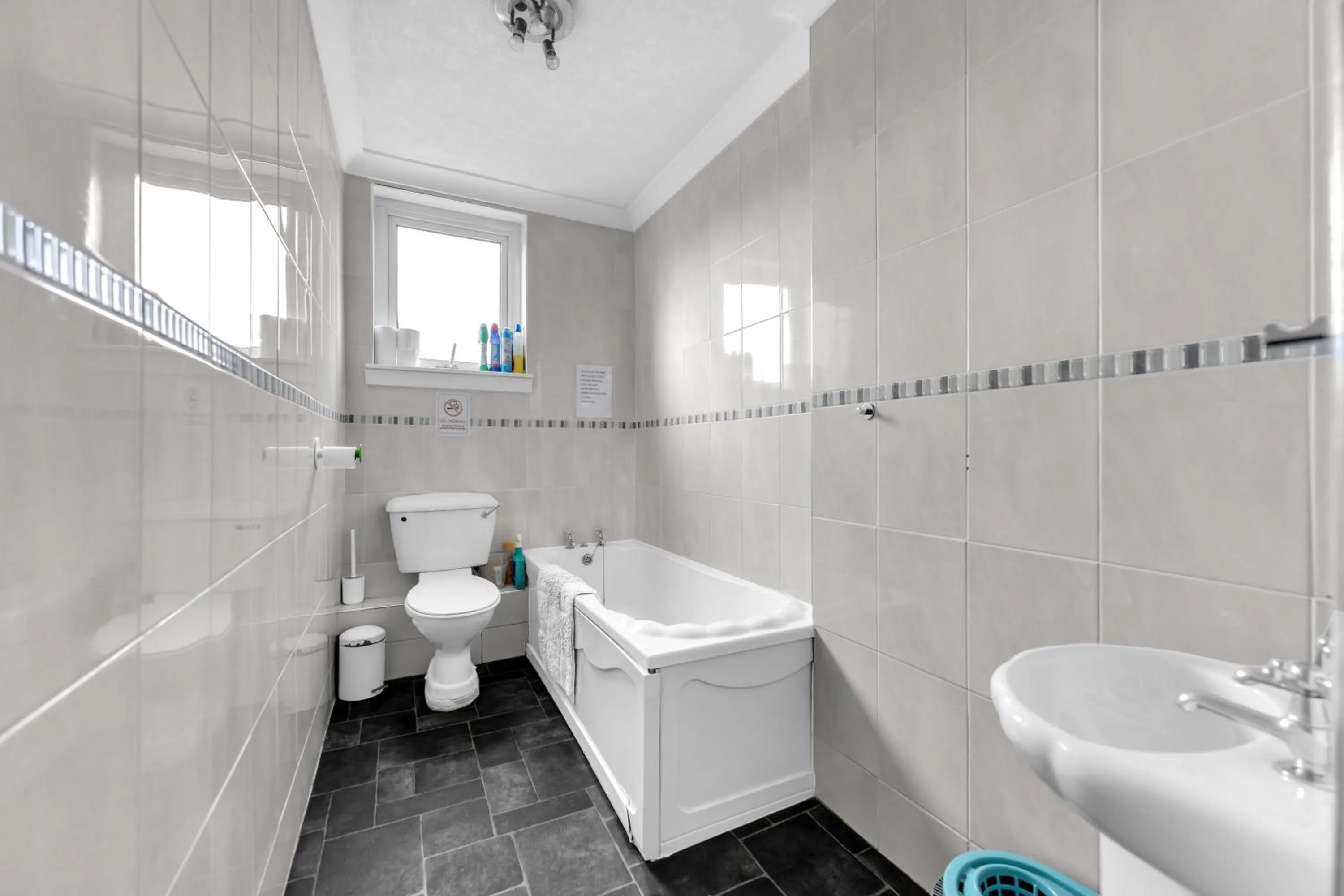 Bathroom in Mallowview guest house