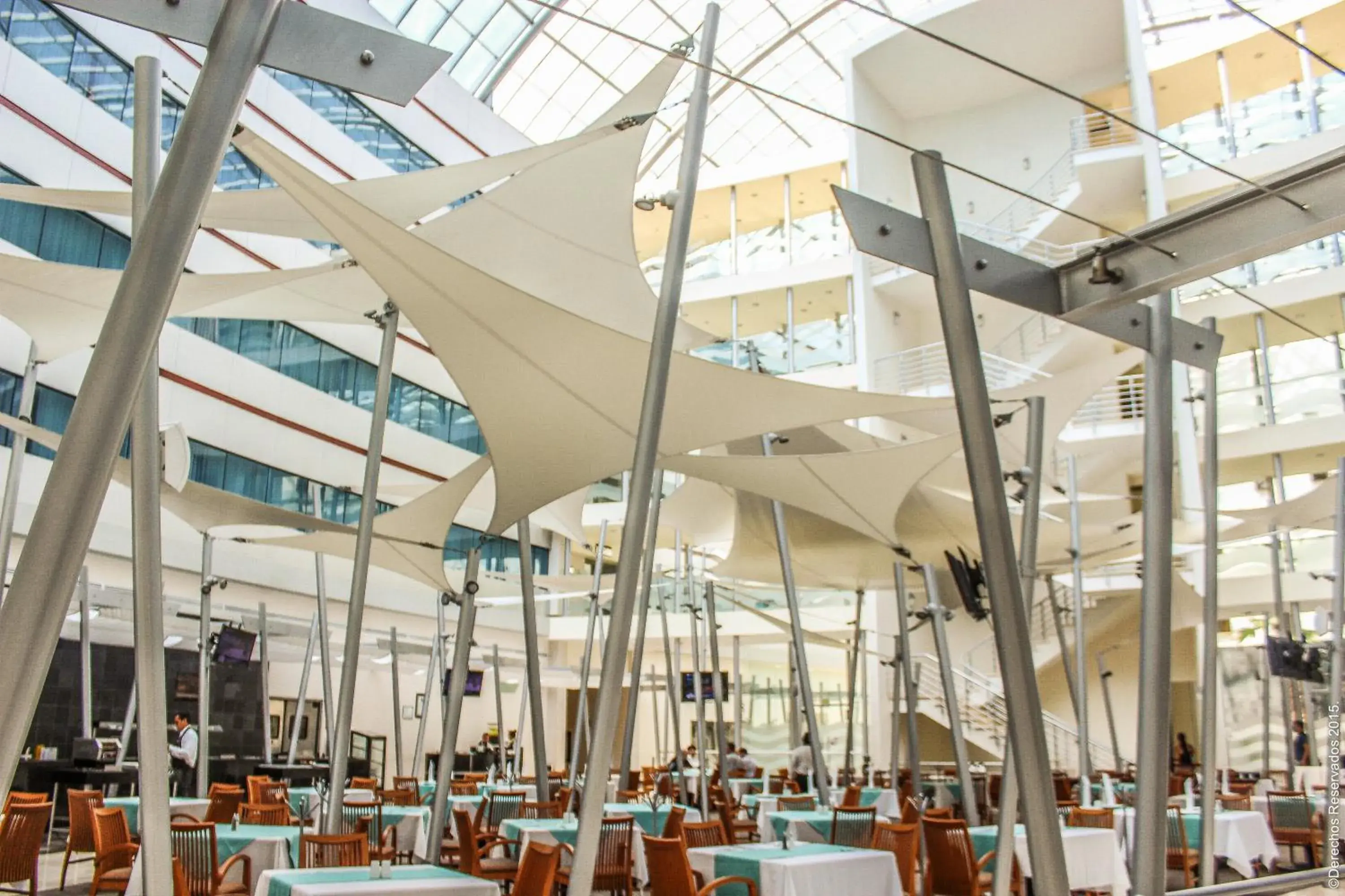 Restaurant/places to eat in Crowne Plaza Leon by IHG Restaurant/places to eat in Crowne Plaza Leon by IHG