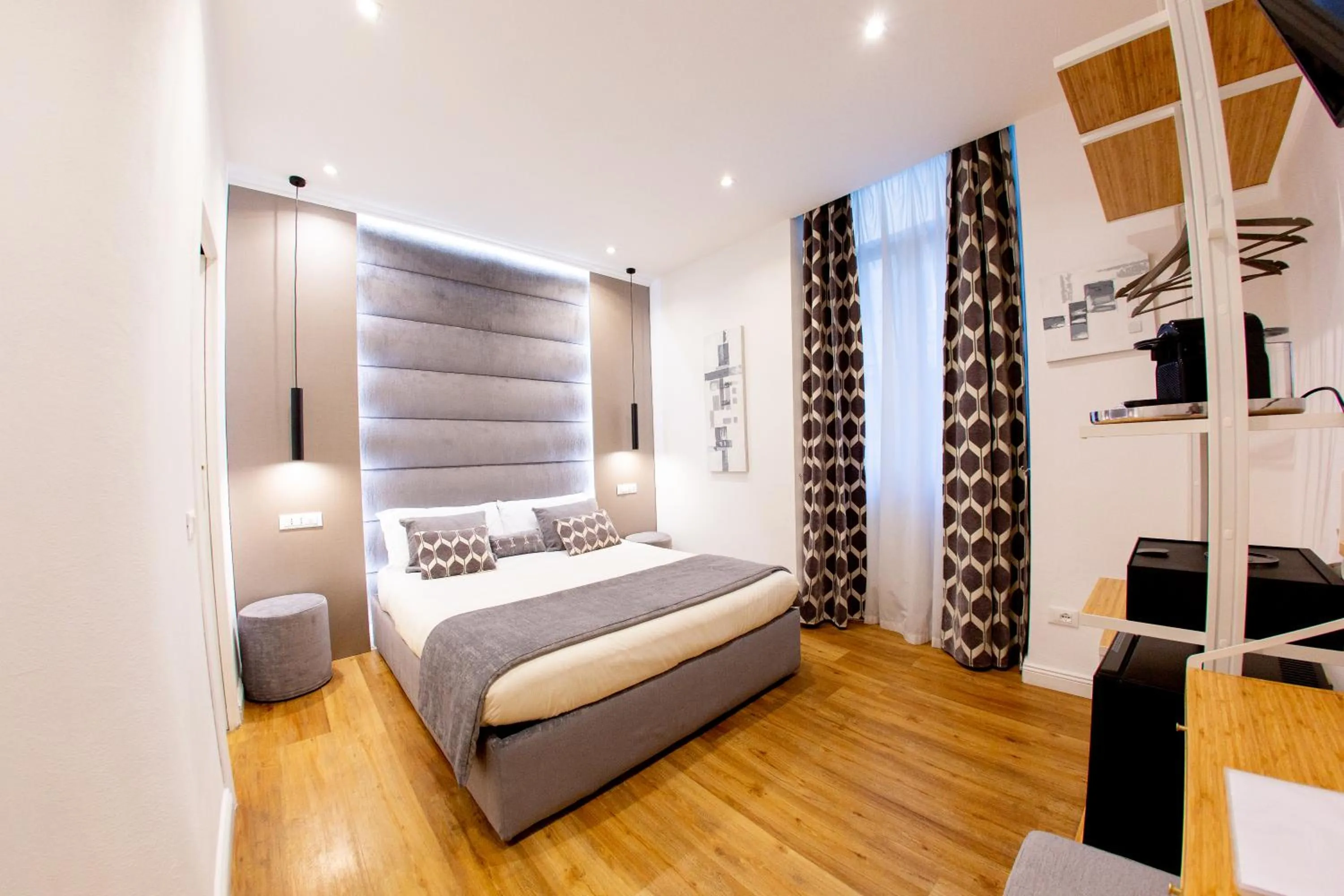 Bedroom, Bed in Atmosfere Guest House - Cinque Terre e La Spezia