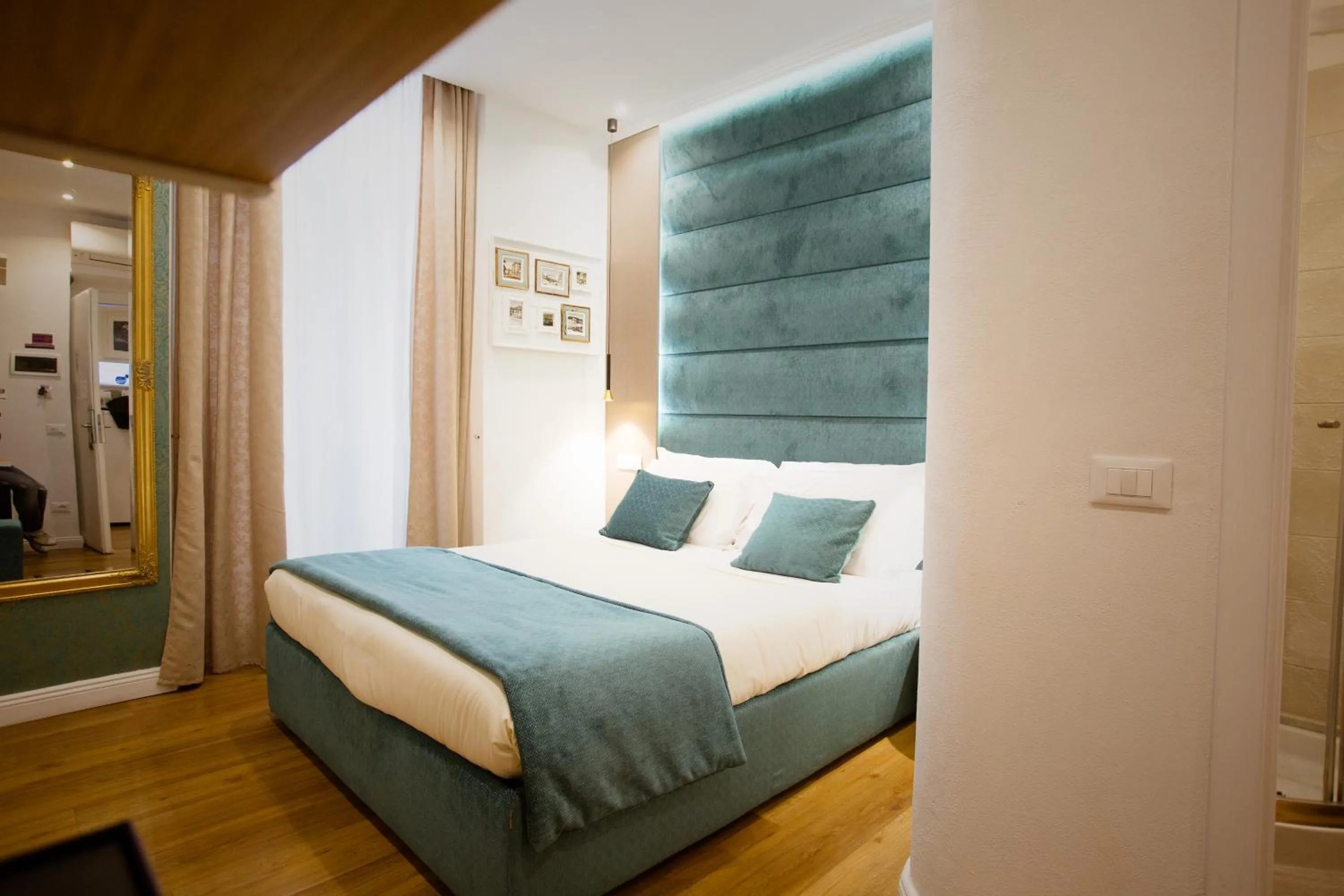 Bedroom, Bed in Atmosfere Guest House - Cinque Terre e La Spezia