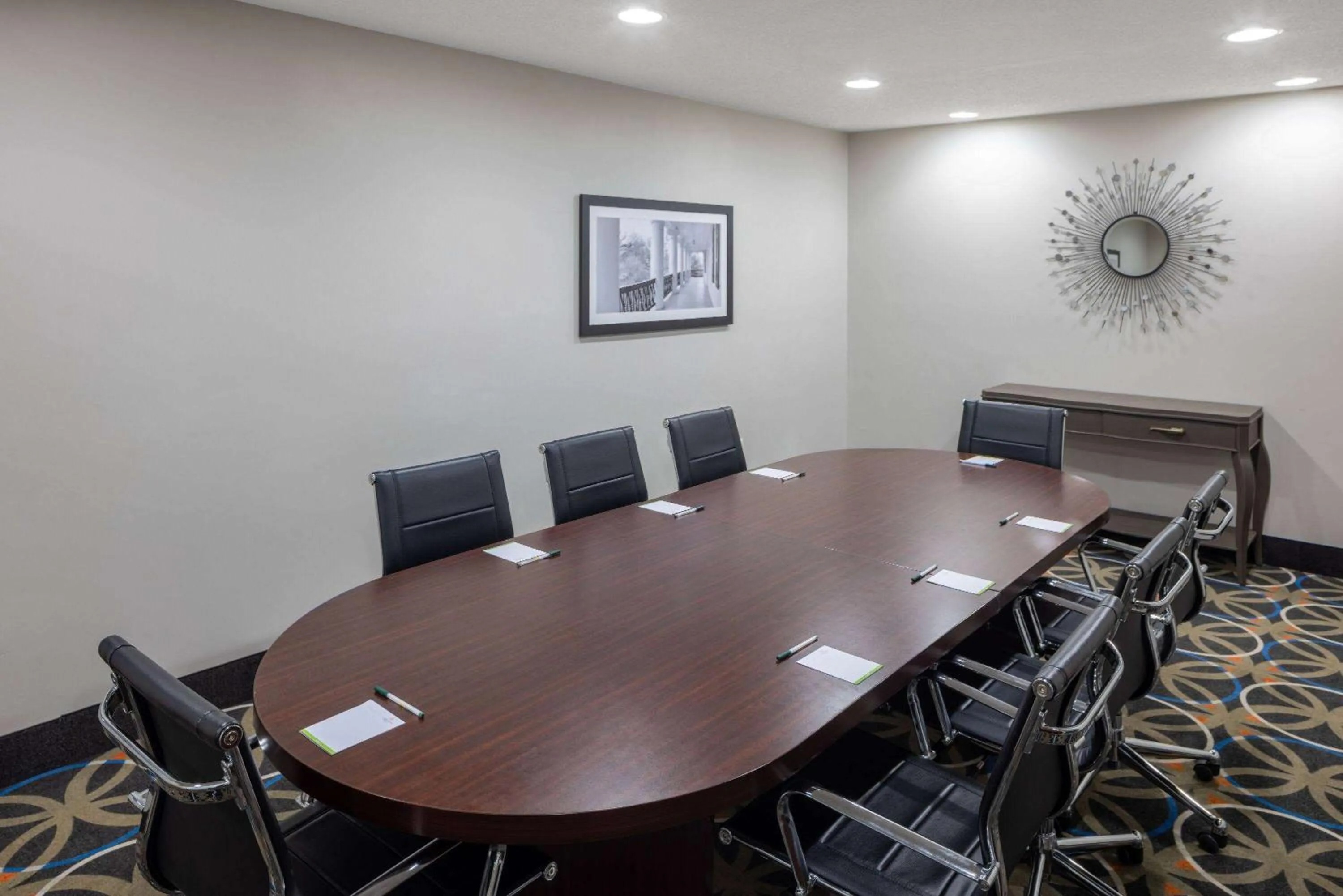 Meeting/conference room in La Quinta by Wyndham Covington