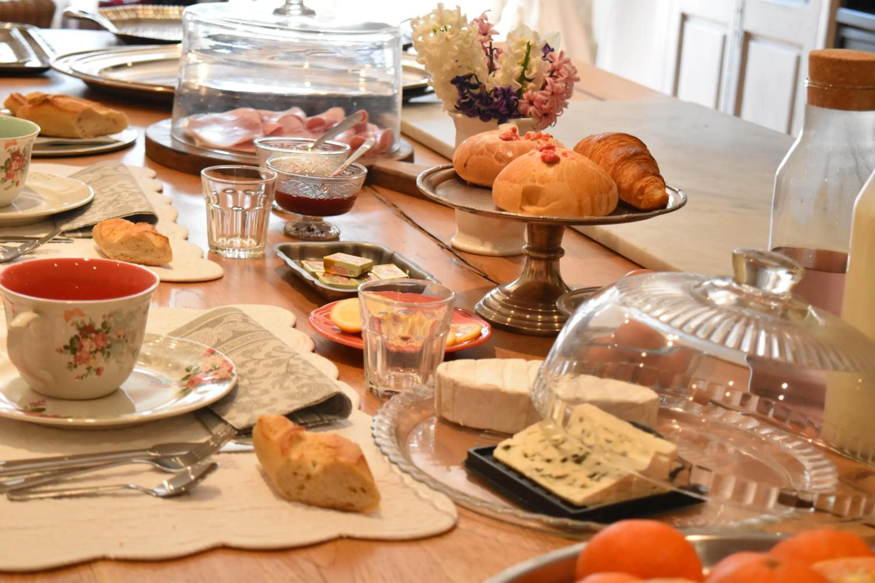 Food and drinks in Le Clos de Lucie