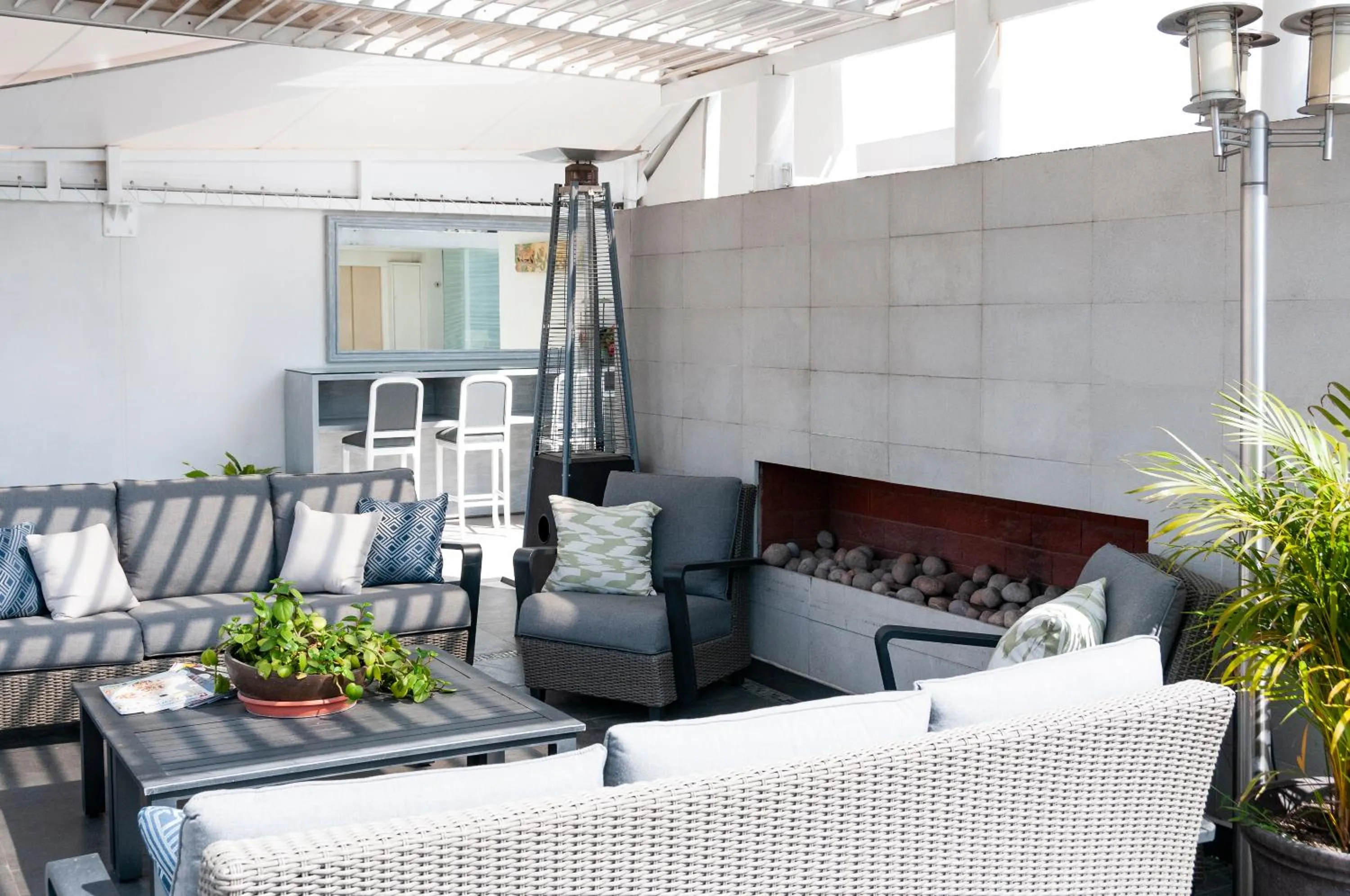 Balcony/Terrace in Lombardo Suites