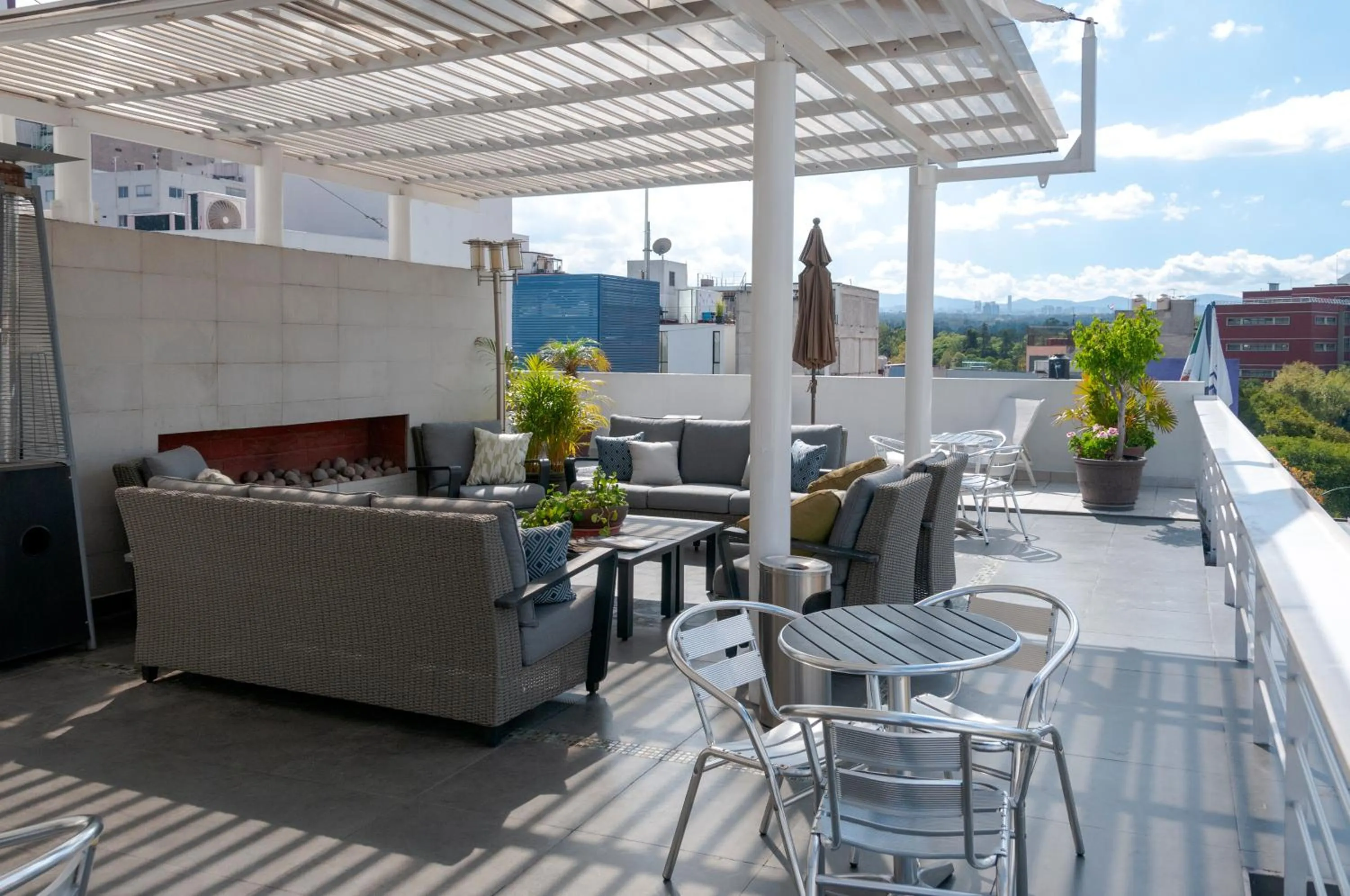 Balcony/Terrace in Lombardo Suites