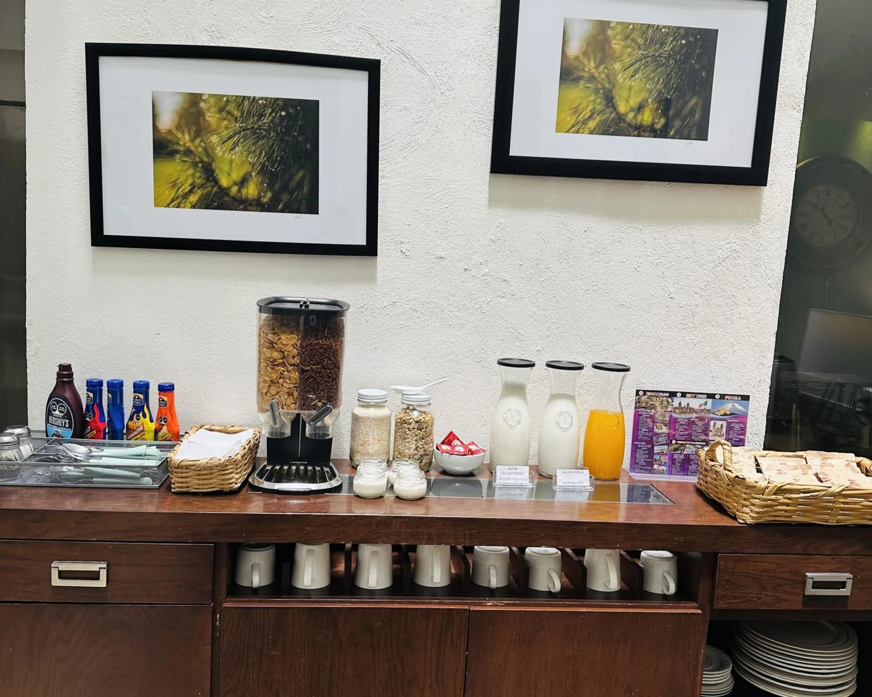 Breakfast in Lombardo Suites