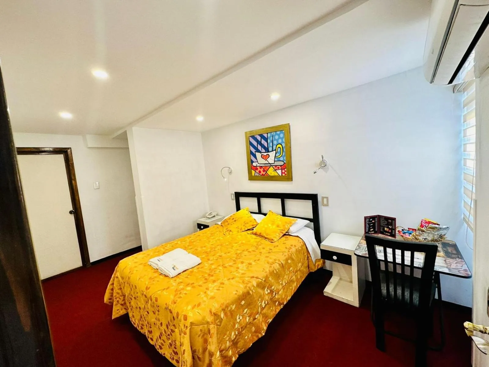 Bedroom, Bed in Le Prince Arica