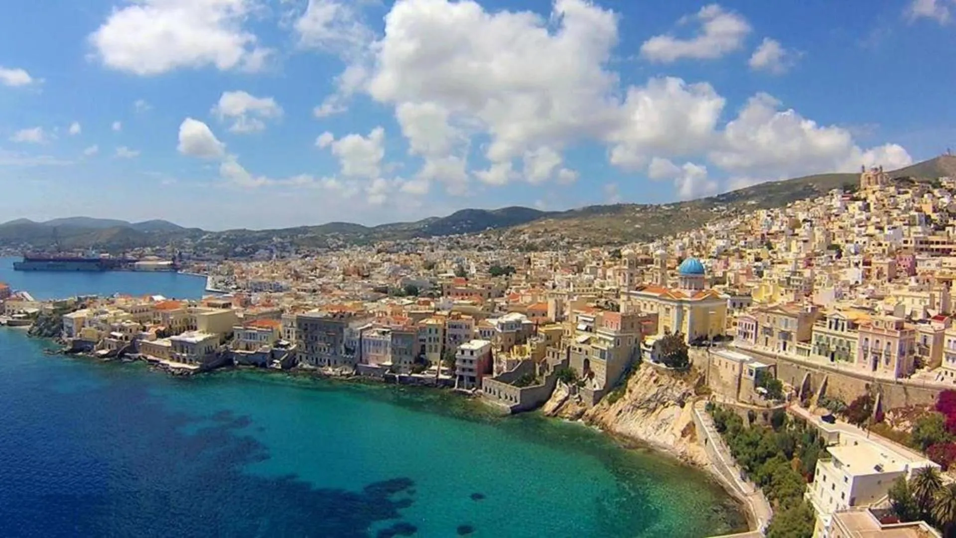 Neighbourhood in Apollonos Seafront Apartment
