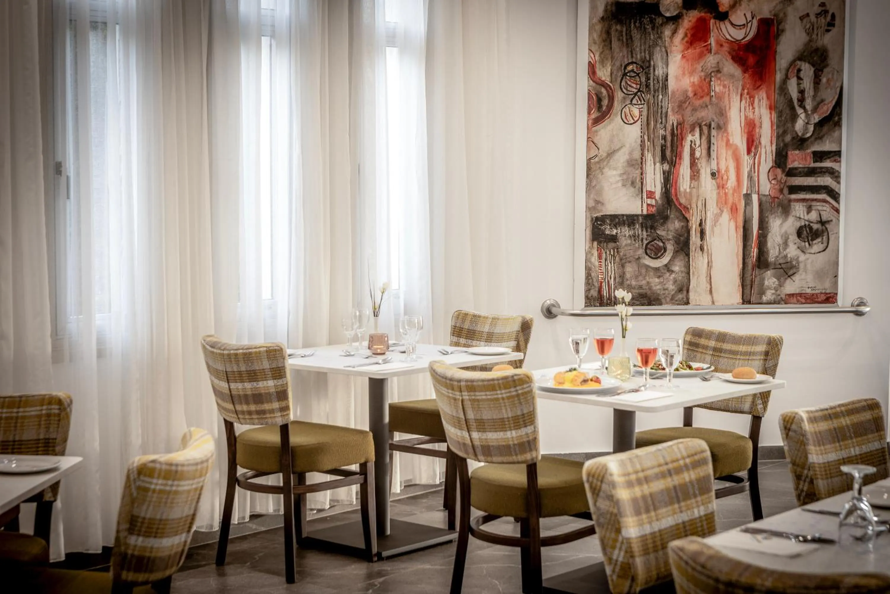 Restaurant/places to eat in Kissos Hotel