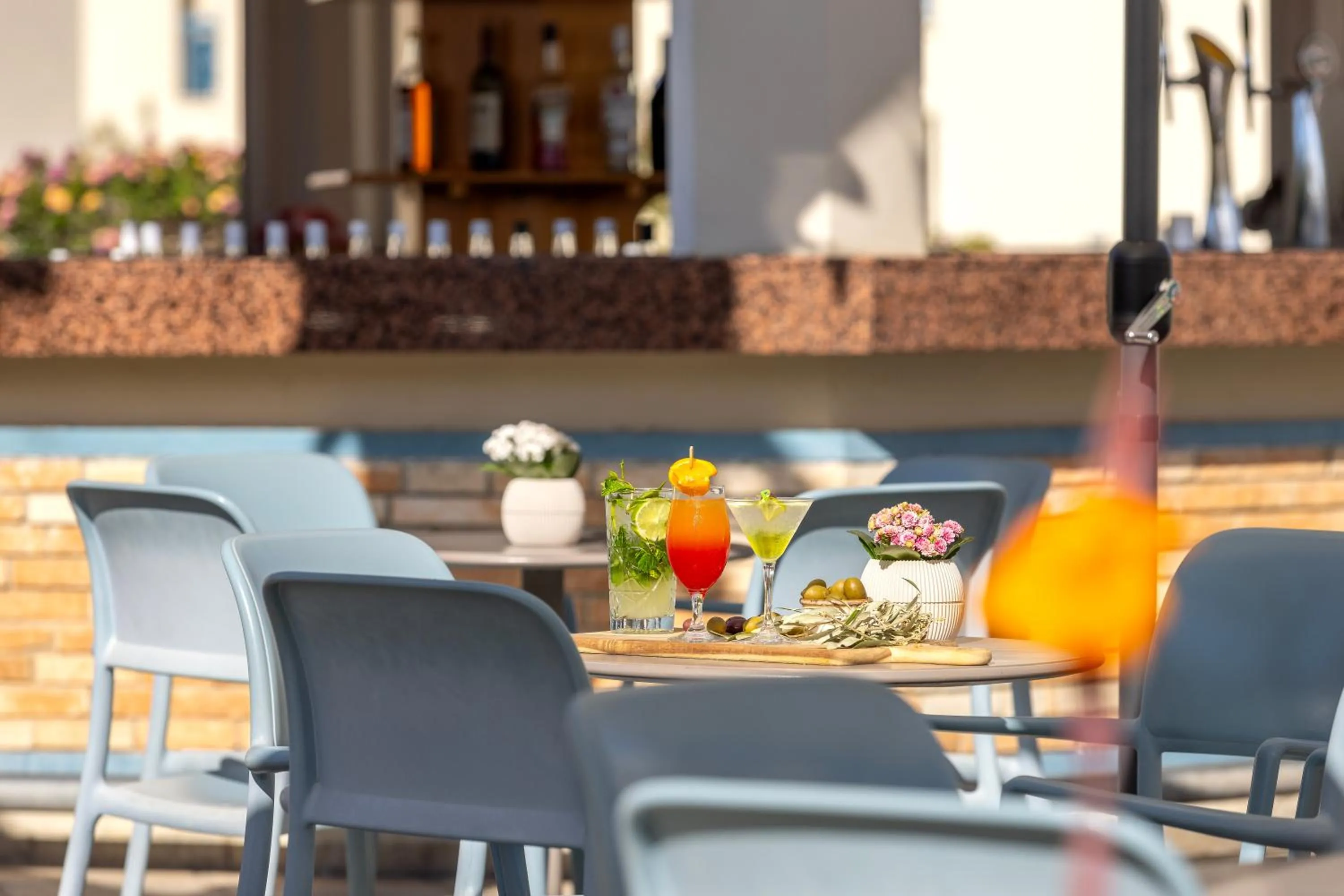 Lounge or bar in Kissos Hotel