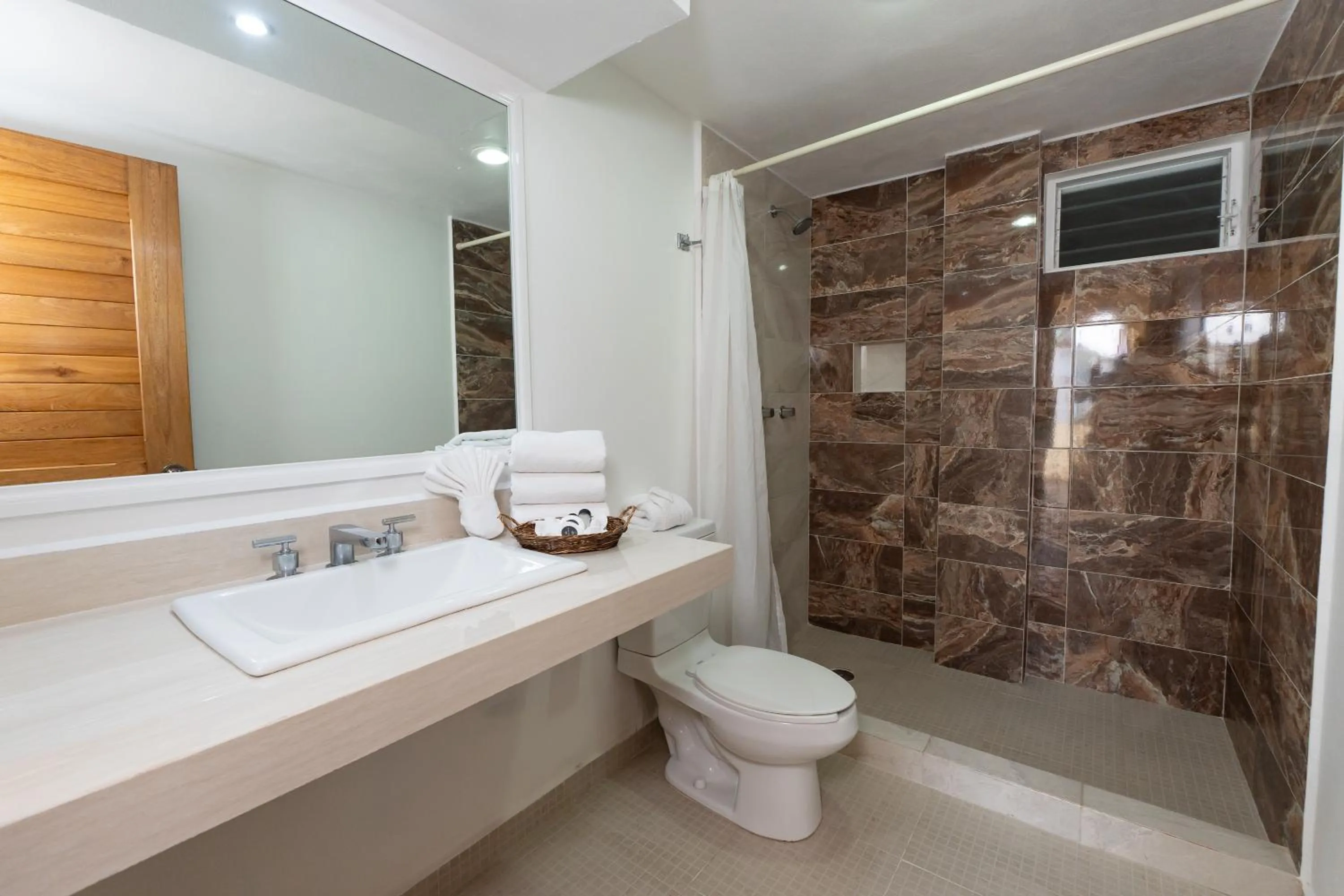 Shower in Casa Danna Huatulco