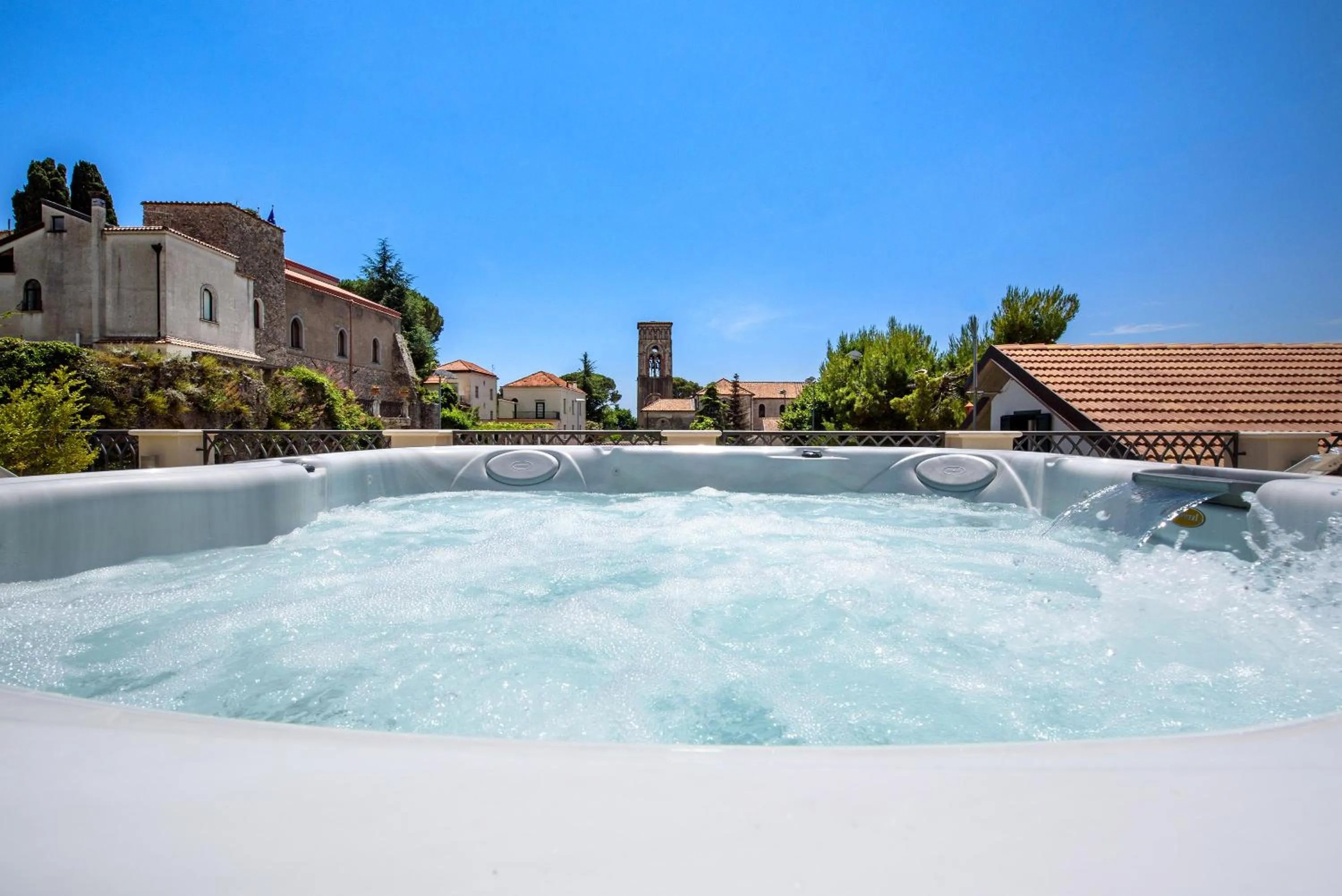 Day in Ravello House