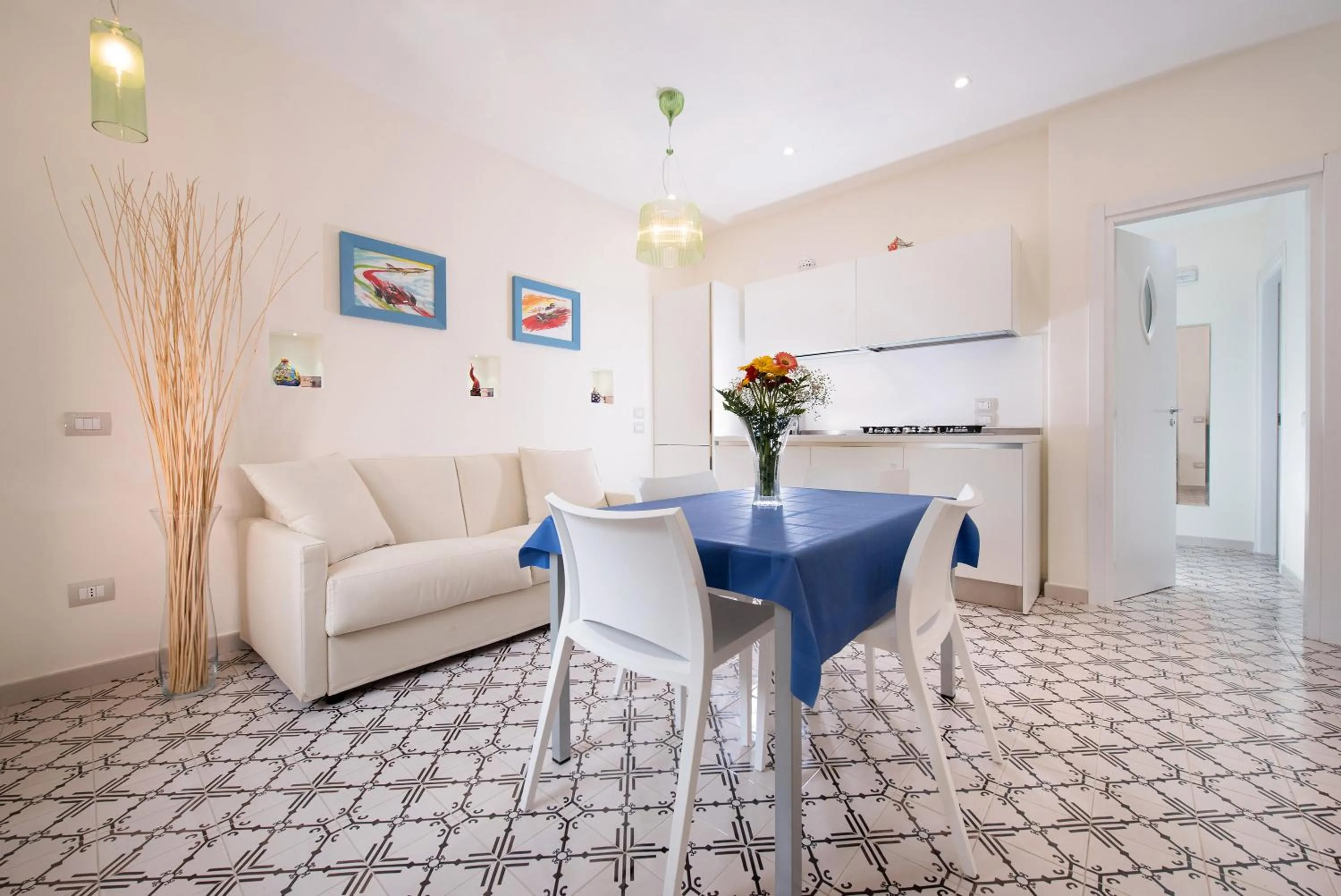 Kitchen or kitchenette in Ravello House